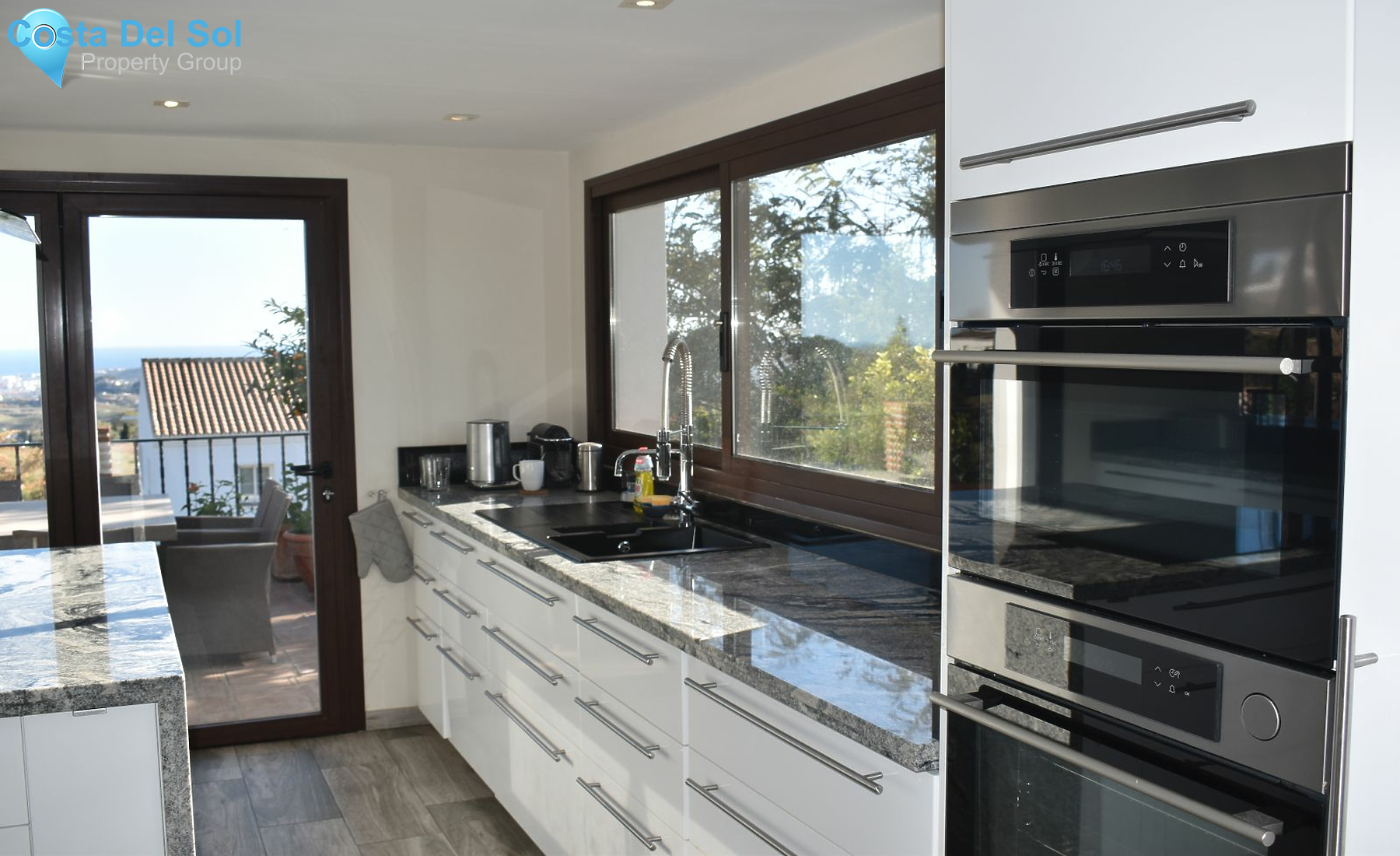 Detached Villa in Mijas-1130215