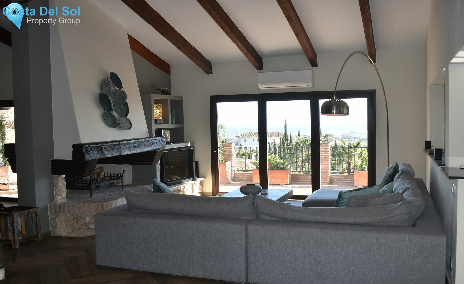 Detached Villa in Mijas-1130204