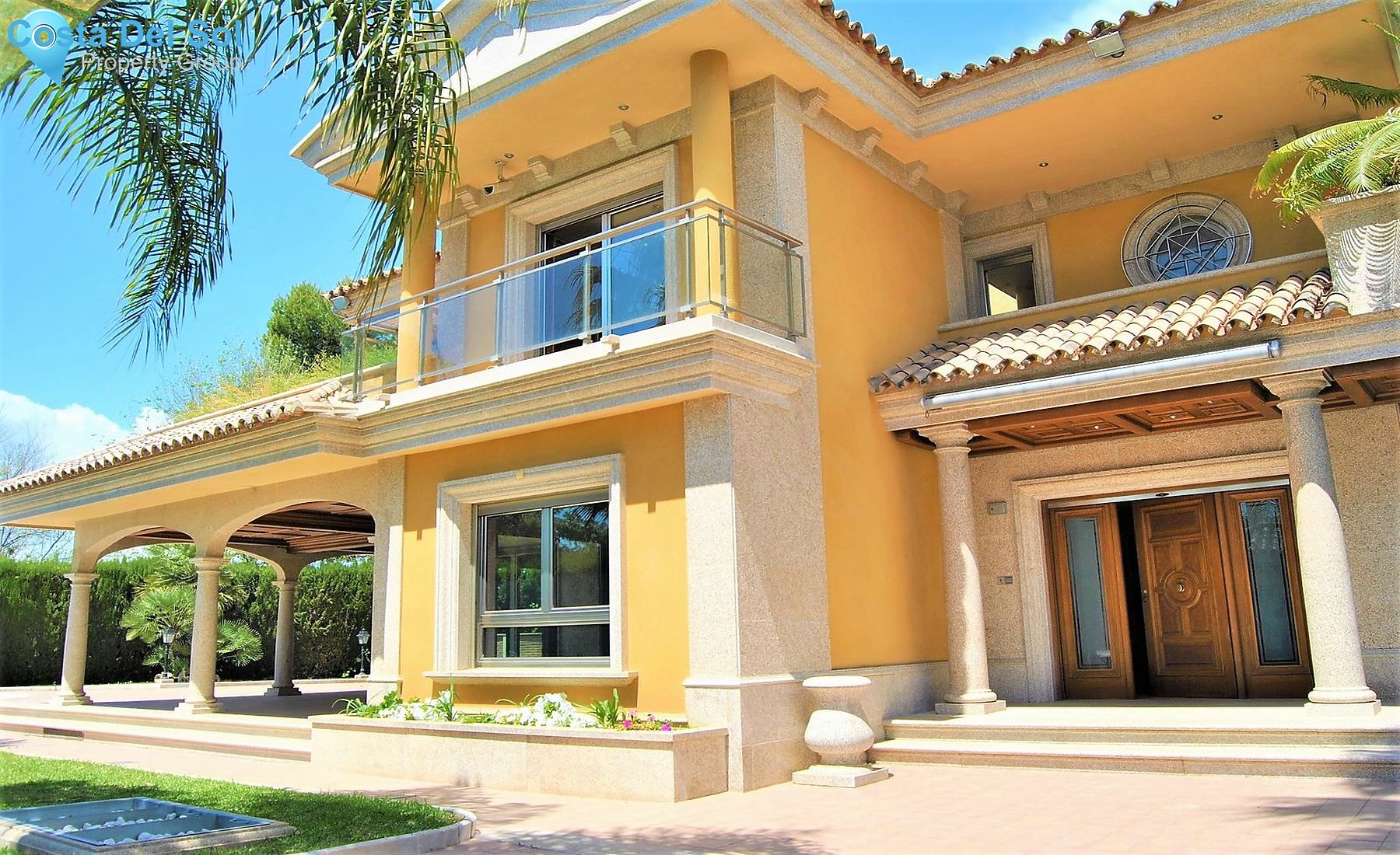 Detached Villa in Mijas-1176375