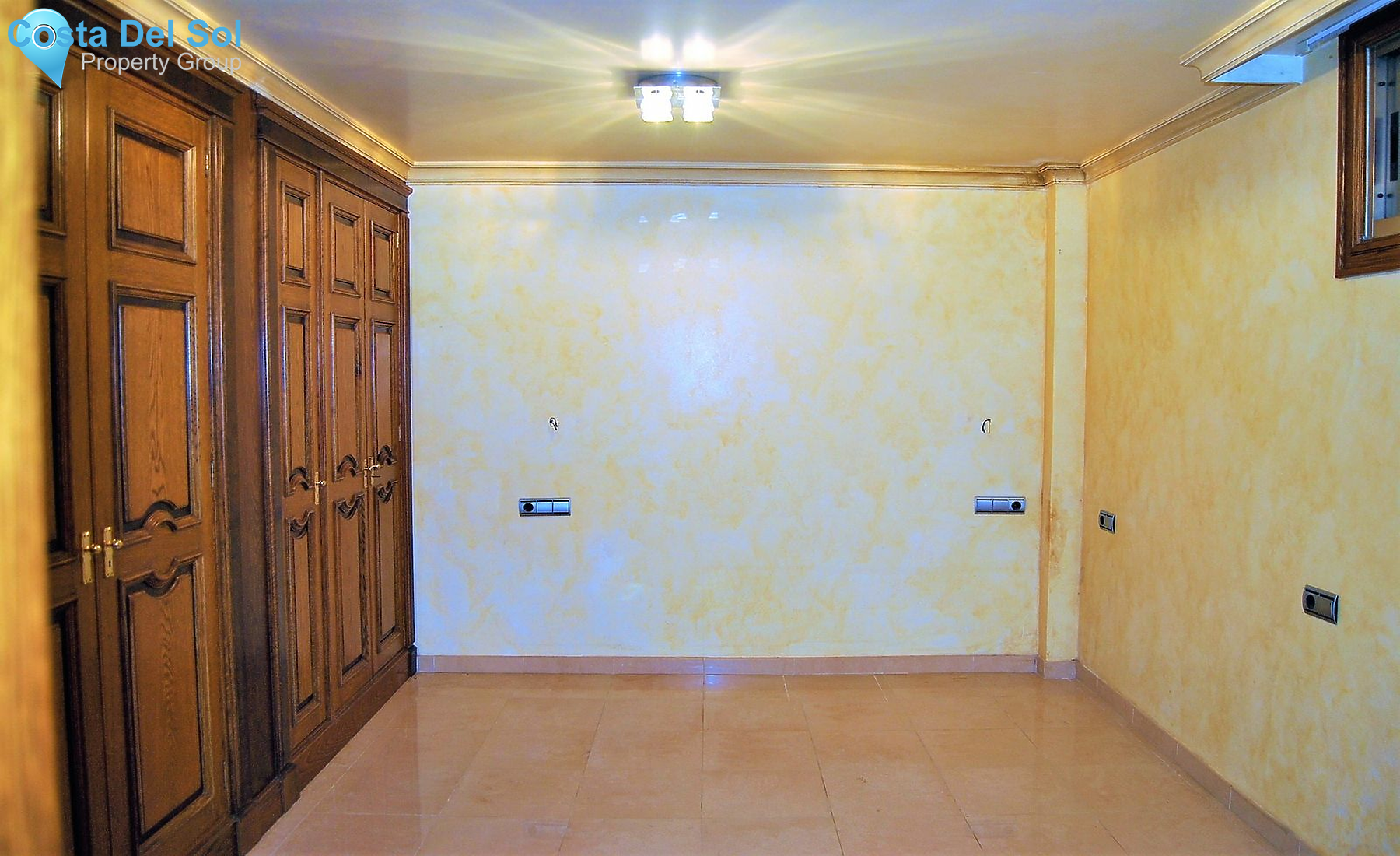 Detached Villa in Mijas-1176385