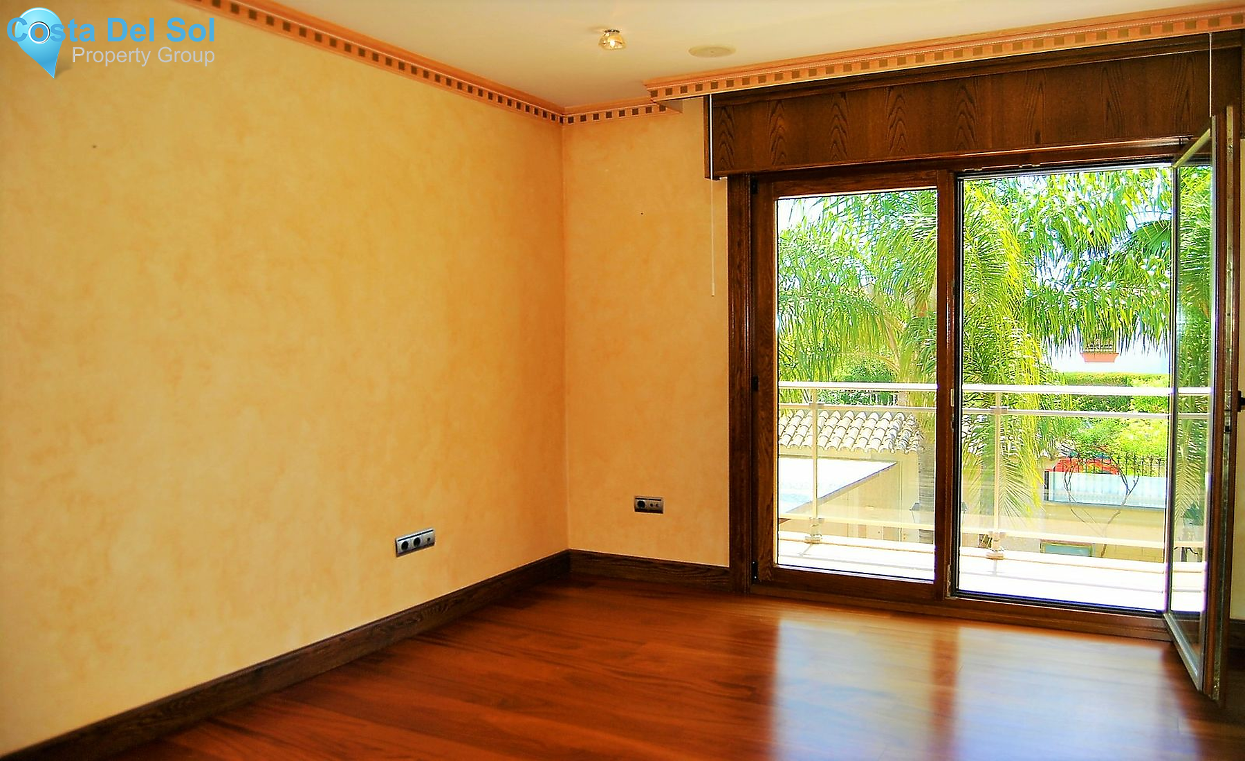 Detached Villa in Mijas-1176389