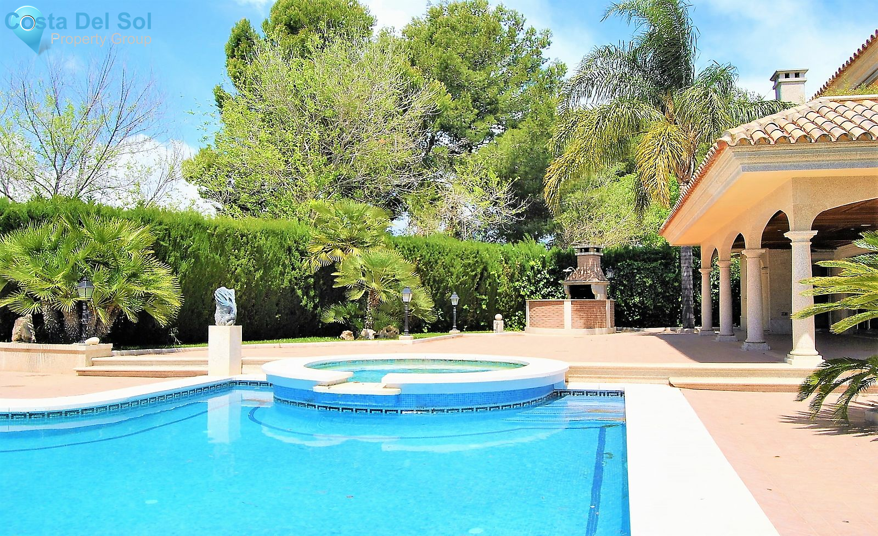 Detached Villa in Mijas-1176376