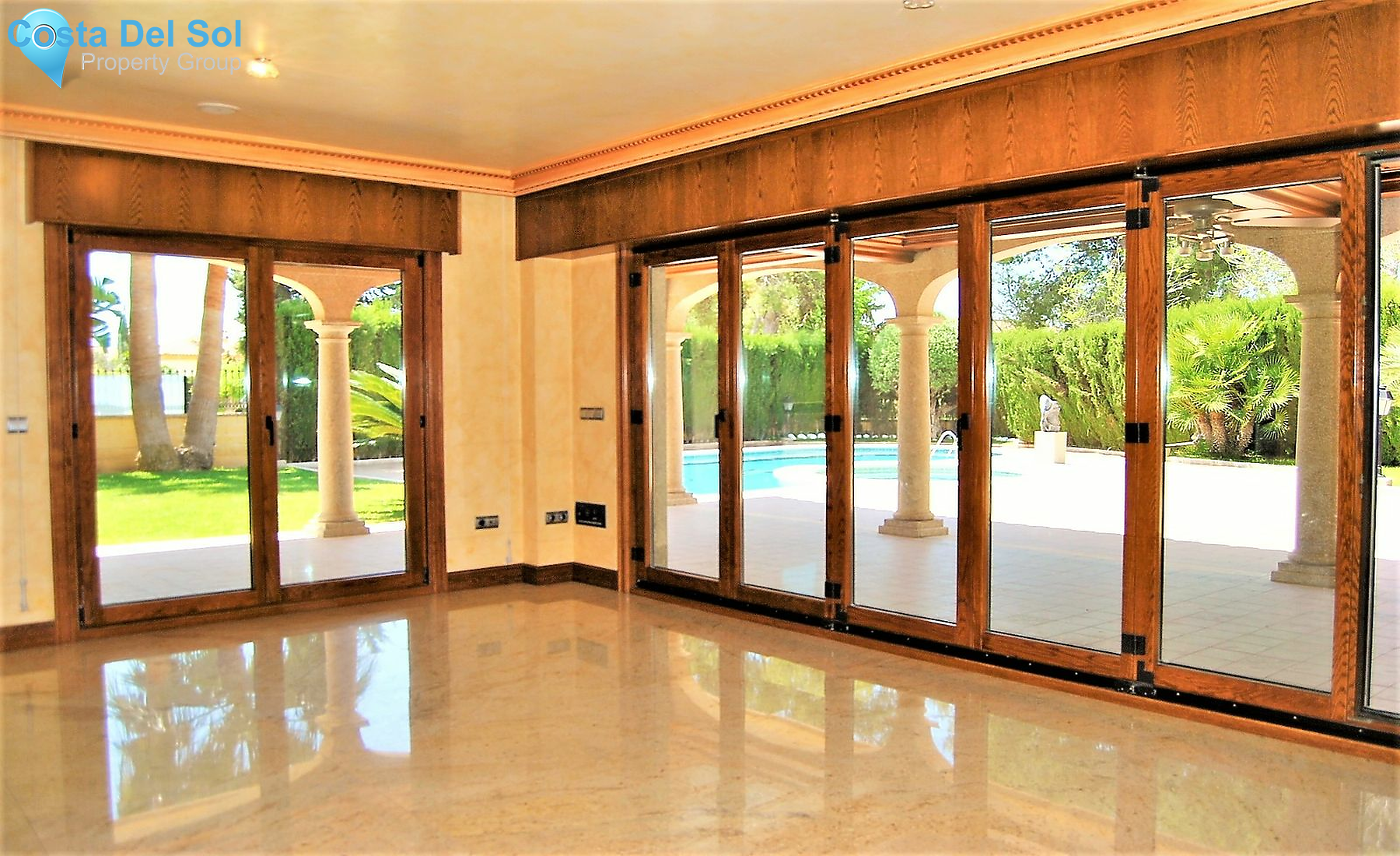 Detached Villa in Mijas-1176377