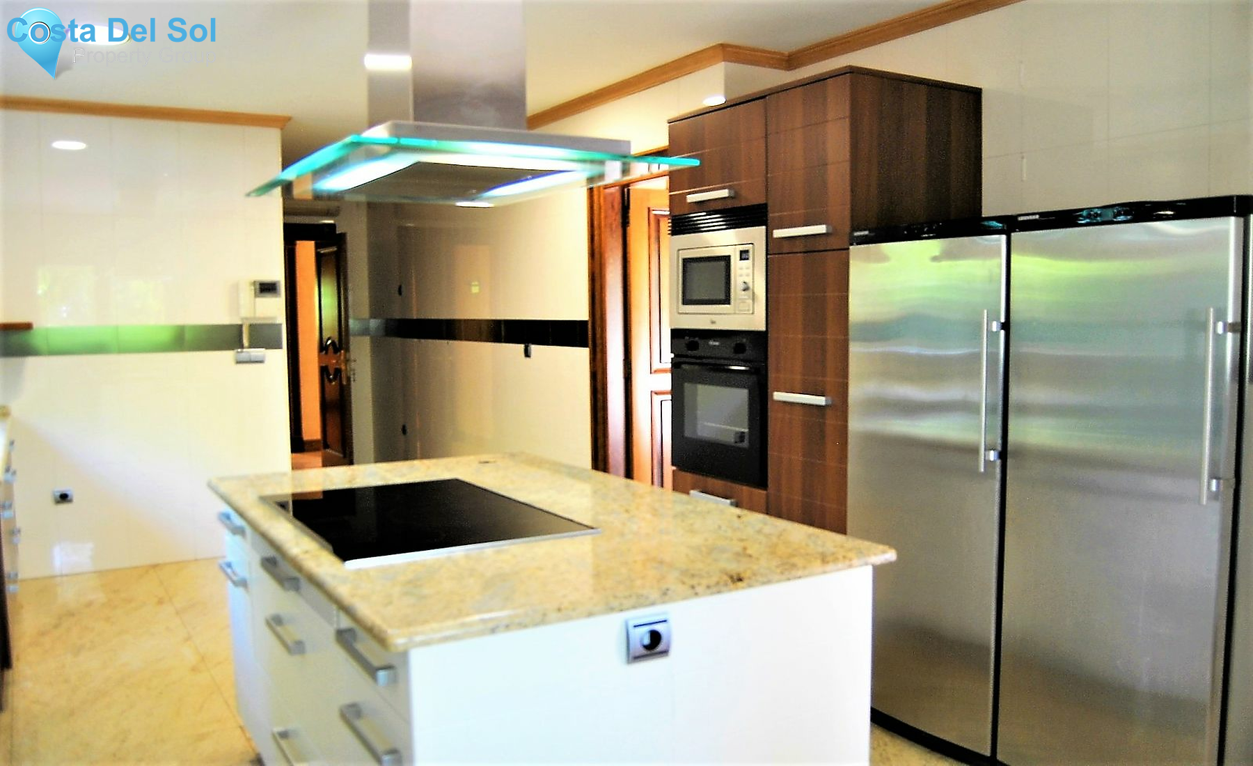 Detached Villa in Mijas-1176381