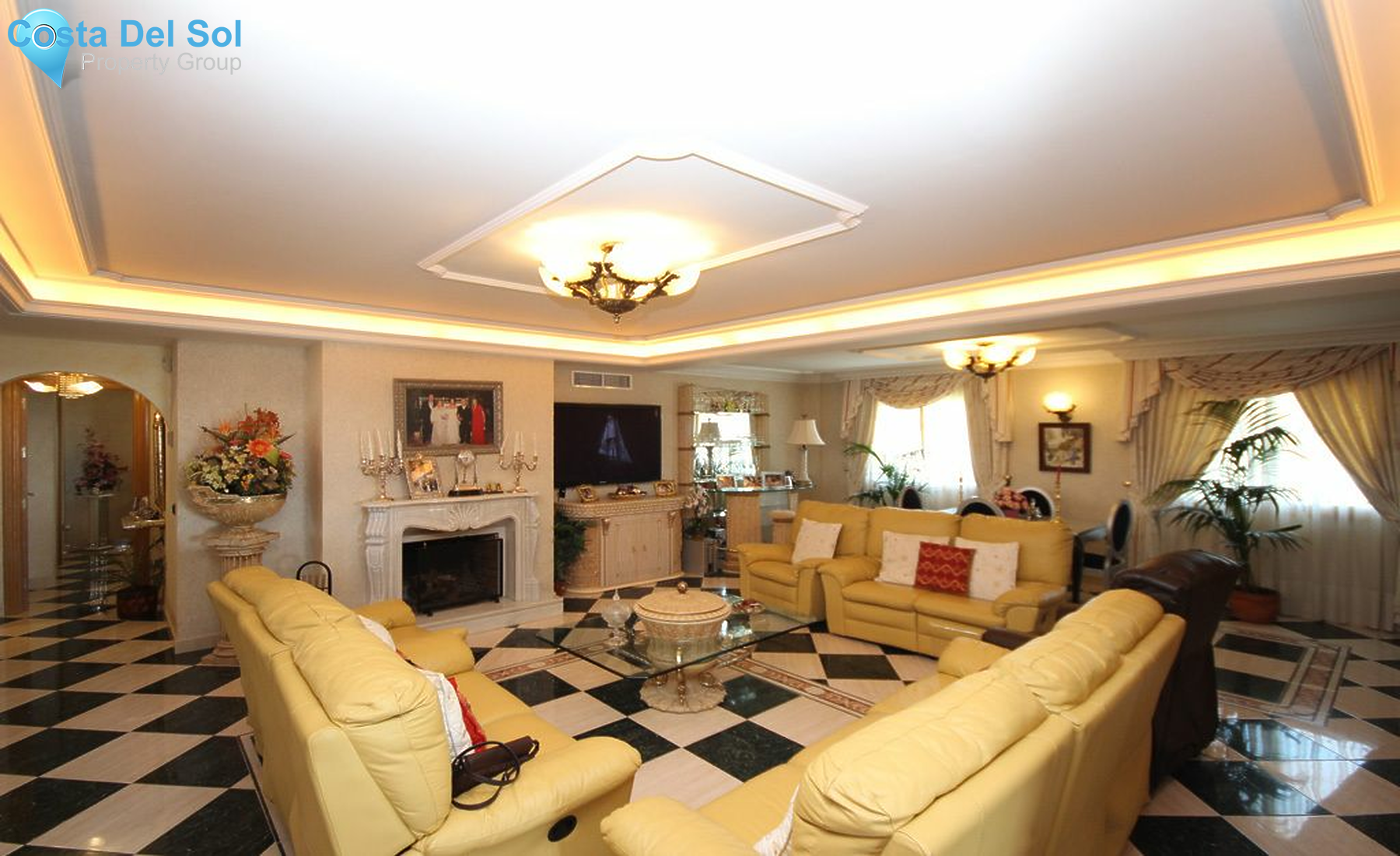 Detached Villa in Mijas-1196032