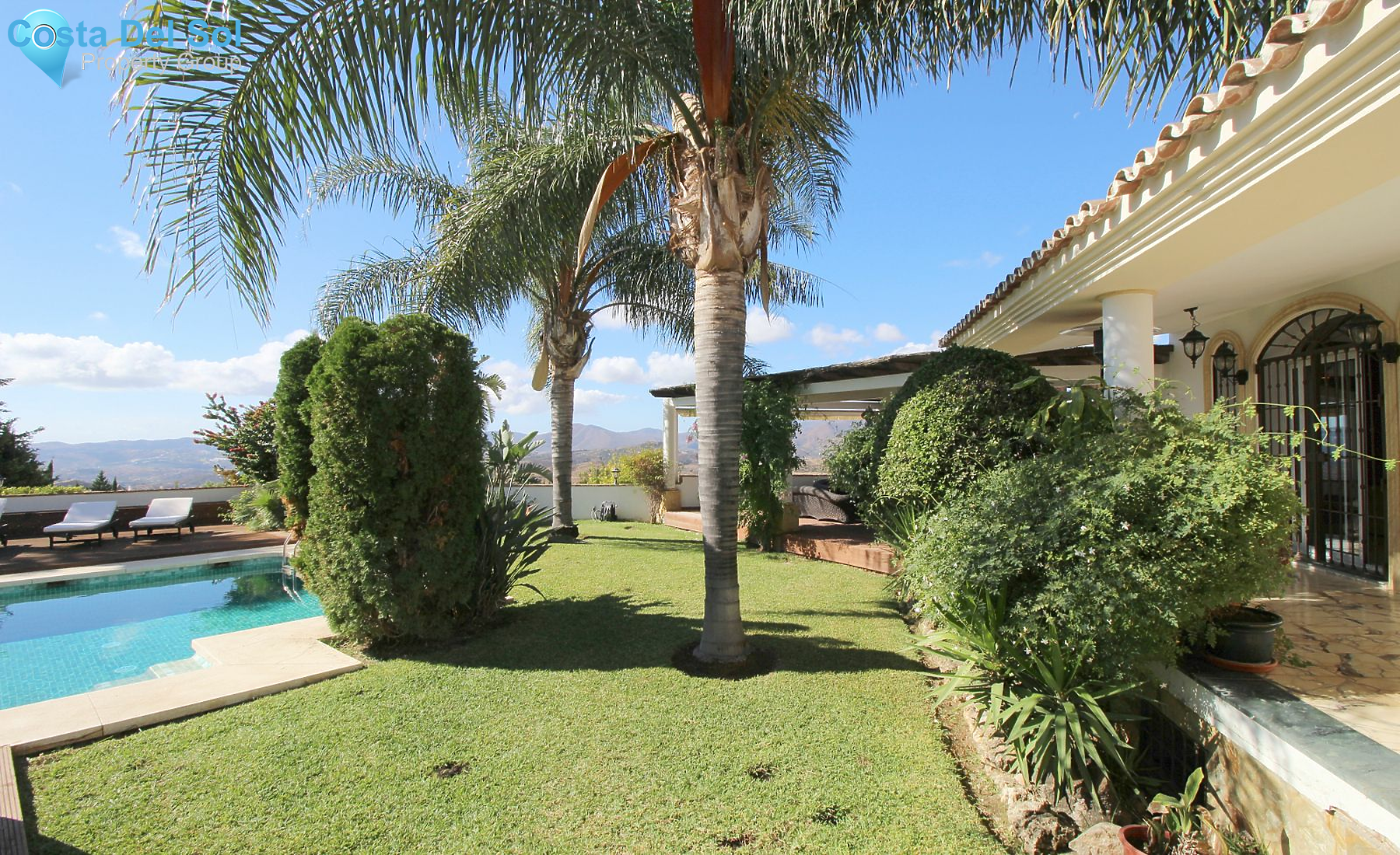 Detached Villa in Mijas-1429456