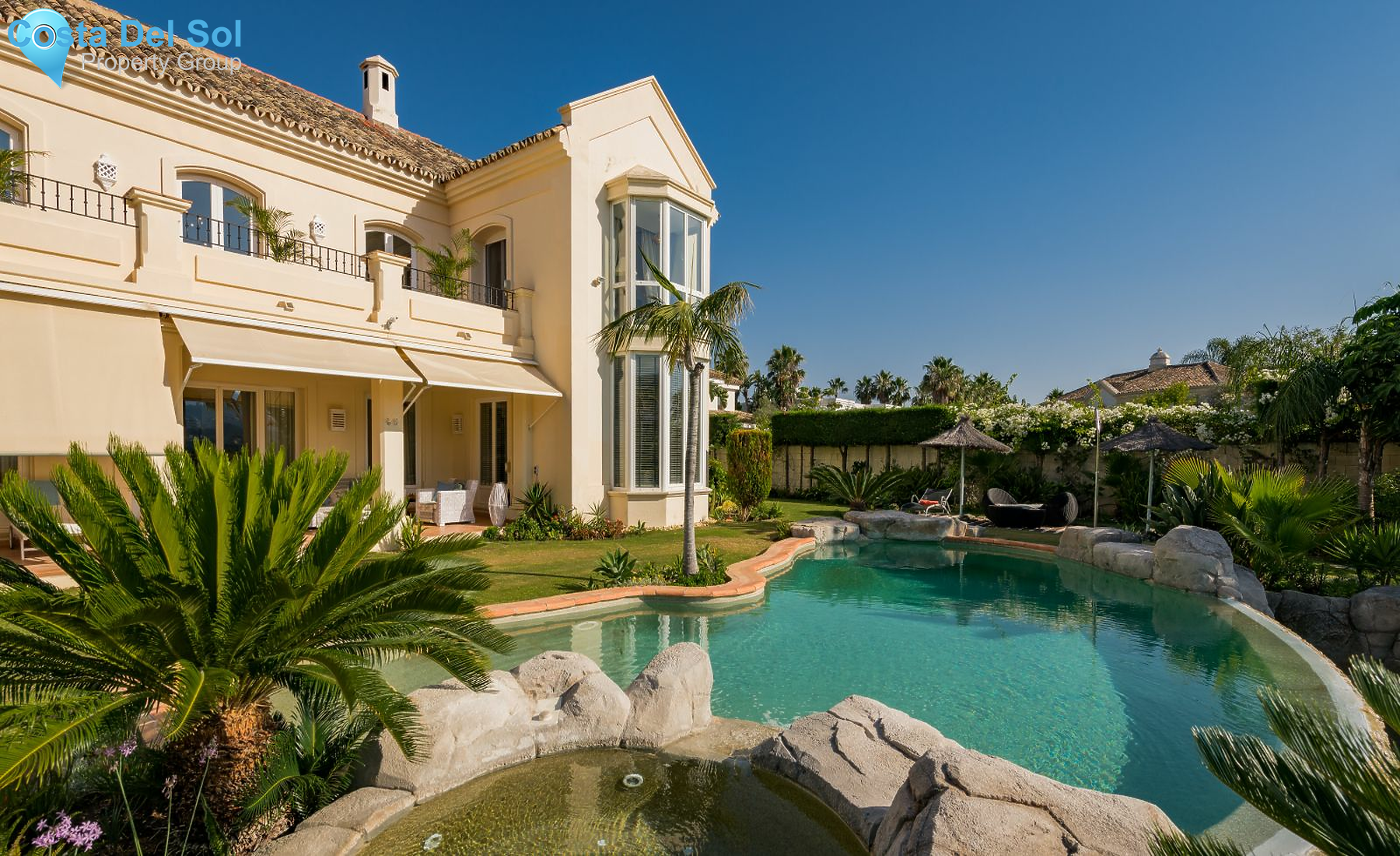 Detached Villa in Monte Halcones