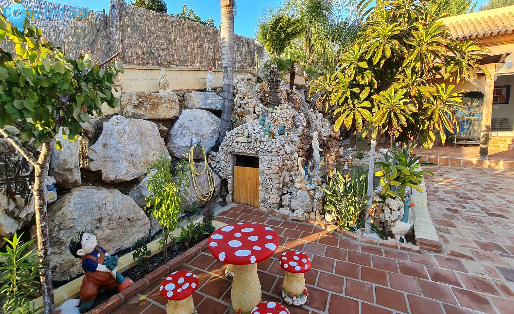 Detached Villa in Málaga-1418921