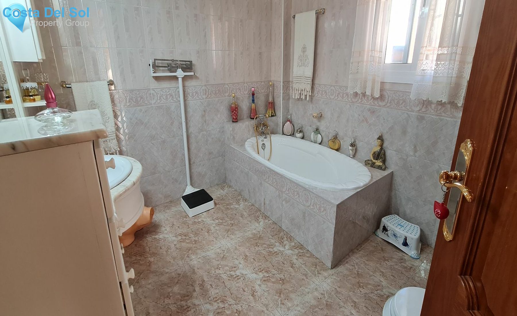 Detached Villa in Málaga-1418909