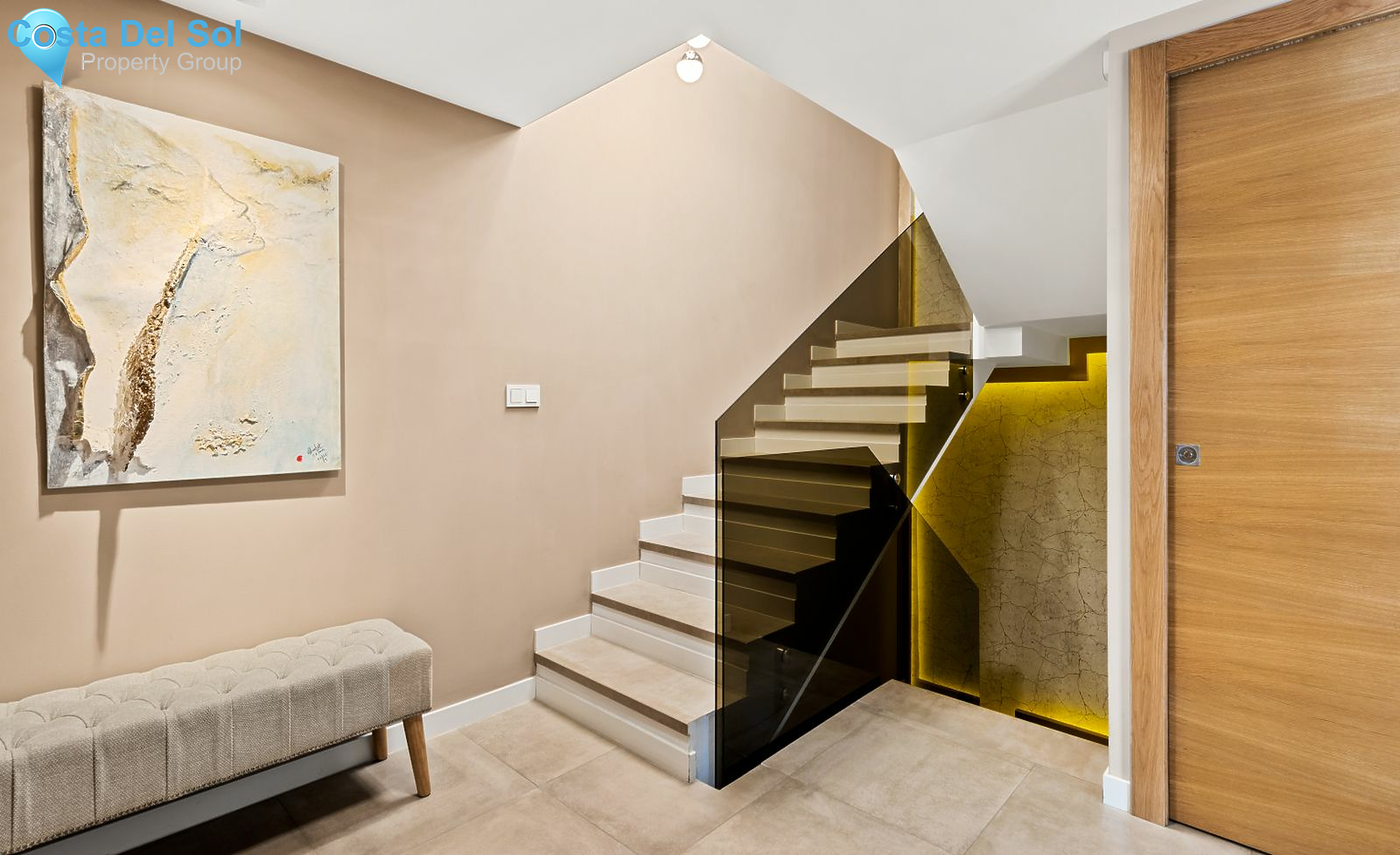 Detached Villa in New Golden Mile-1142032