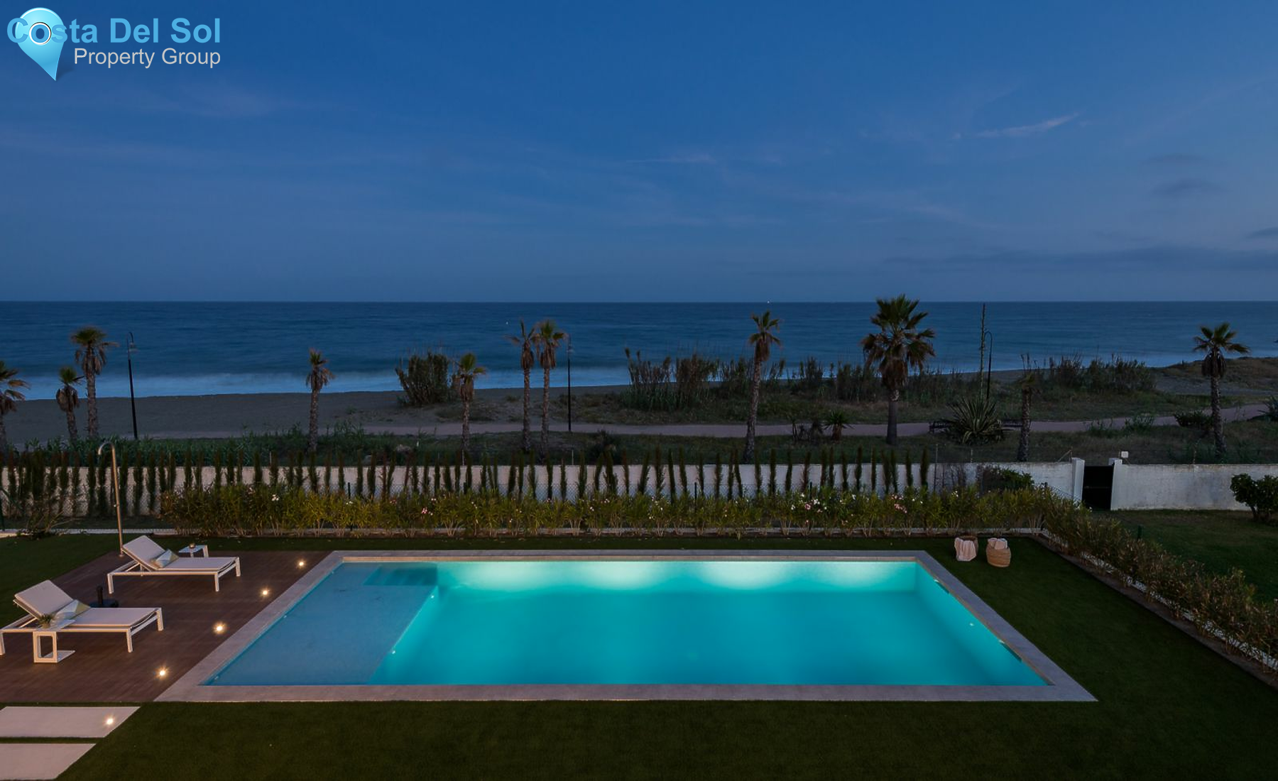 Detached Villa in New Golden Mile-1151824