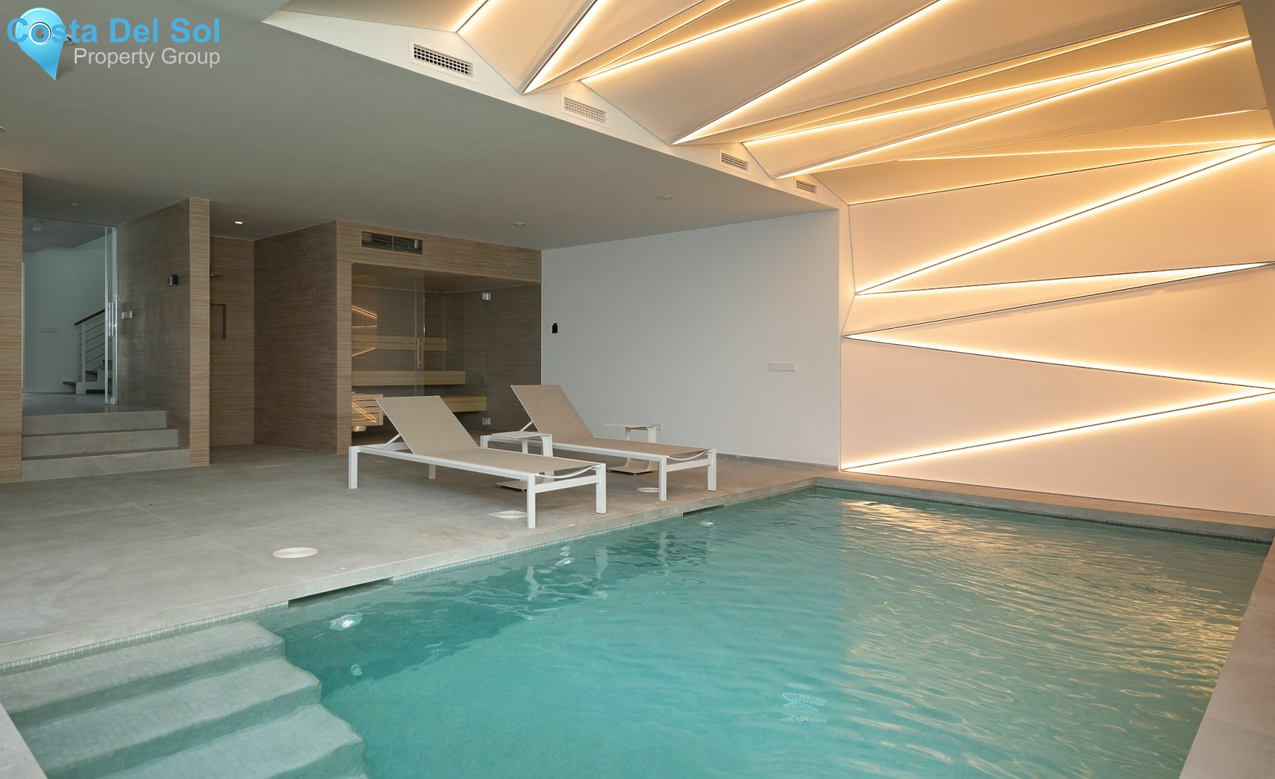 Detached Villa in New Golden Mile-1151825