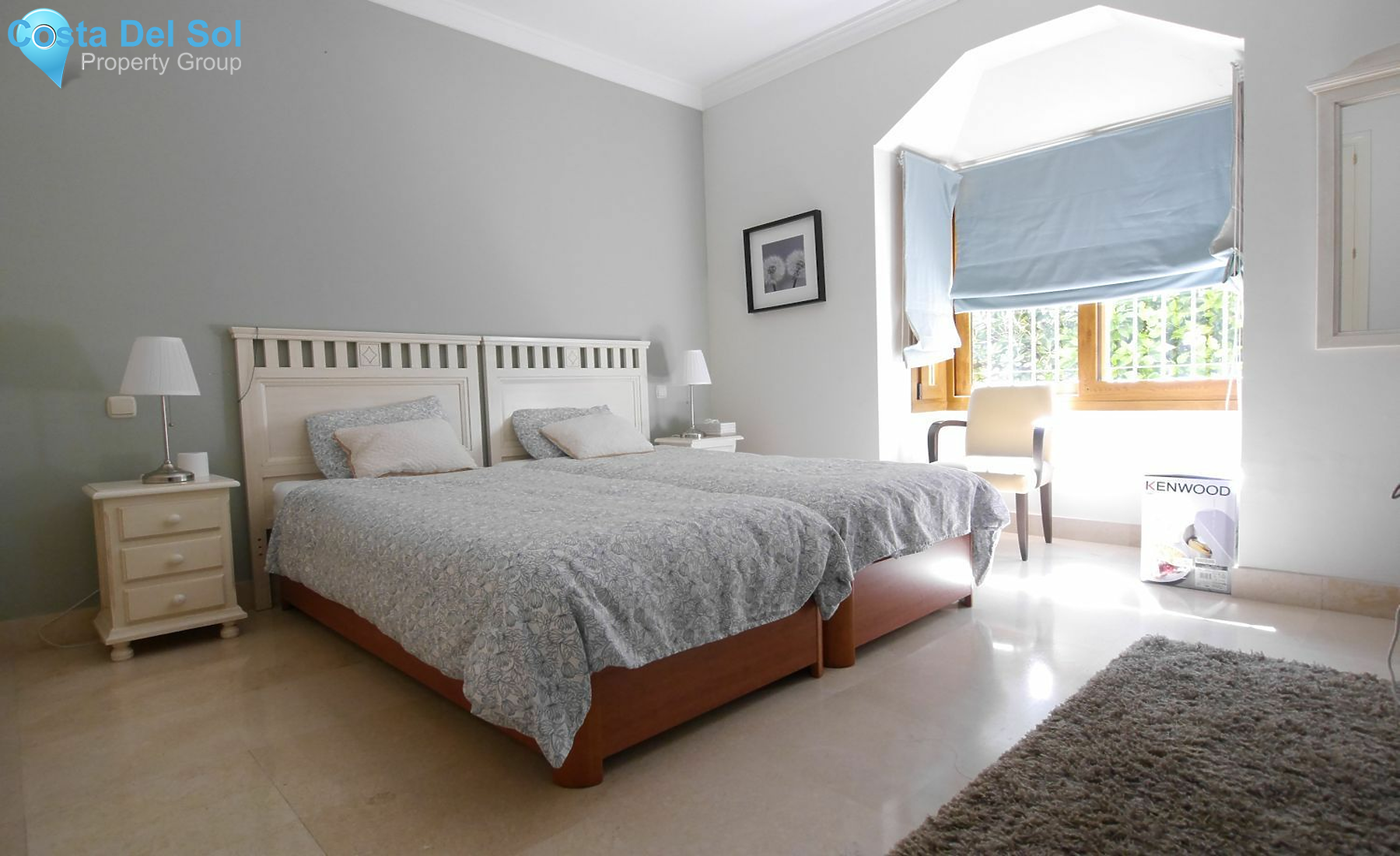 Detached Villa in New Golden Mile-1159460