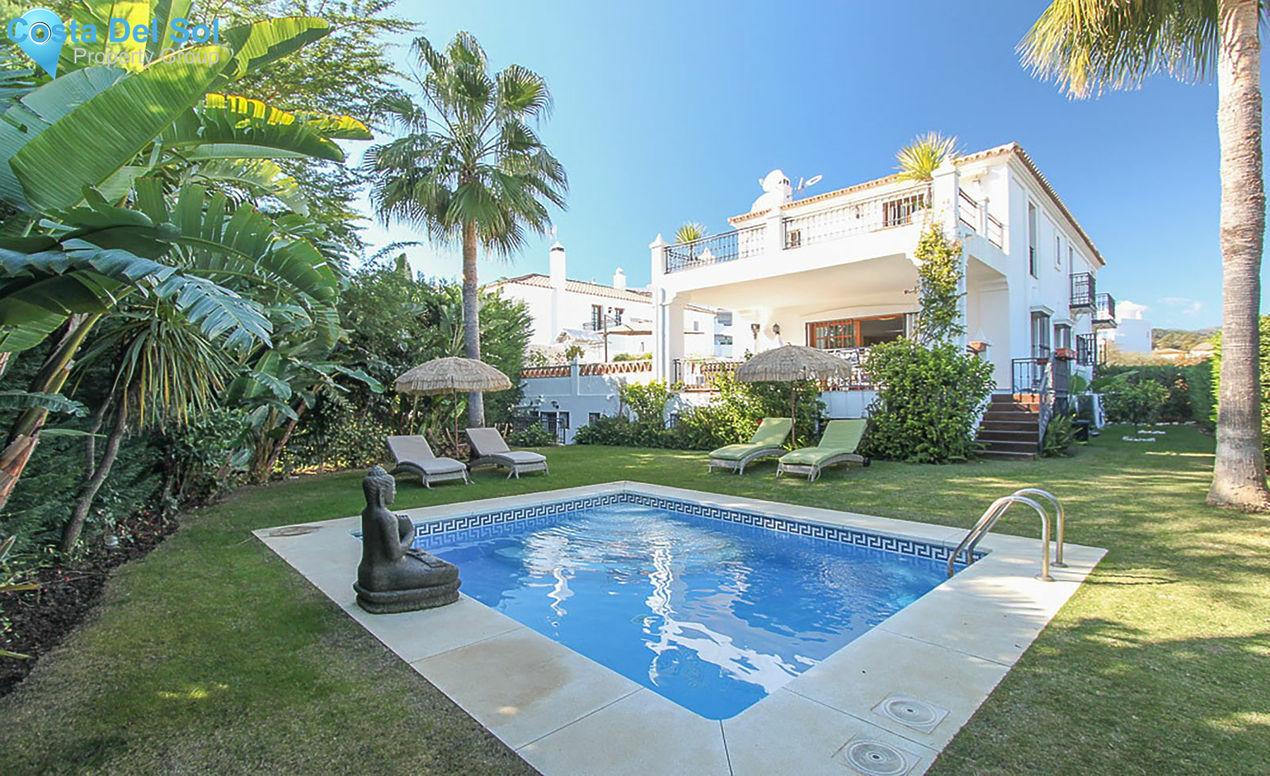 Detached Villa in New Golden Mile