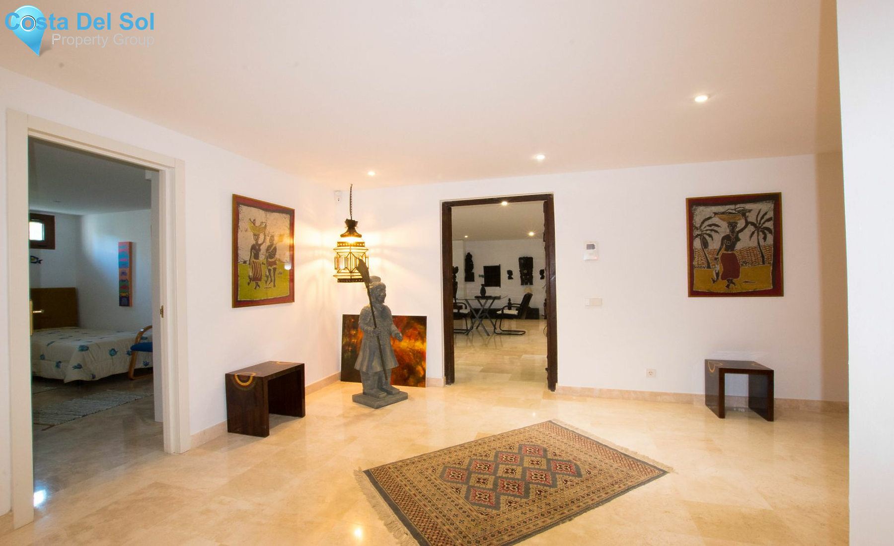 Detached Villa in New Golden Mile-1189696