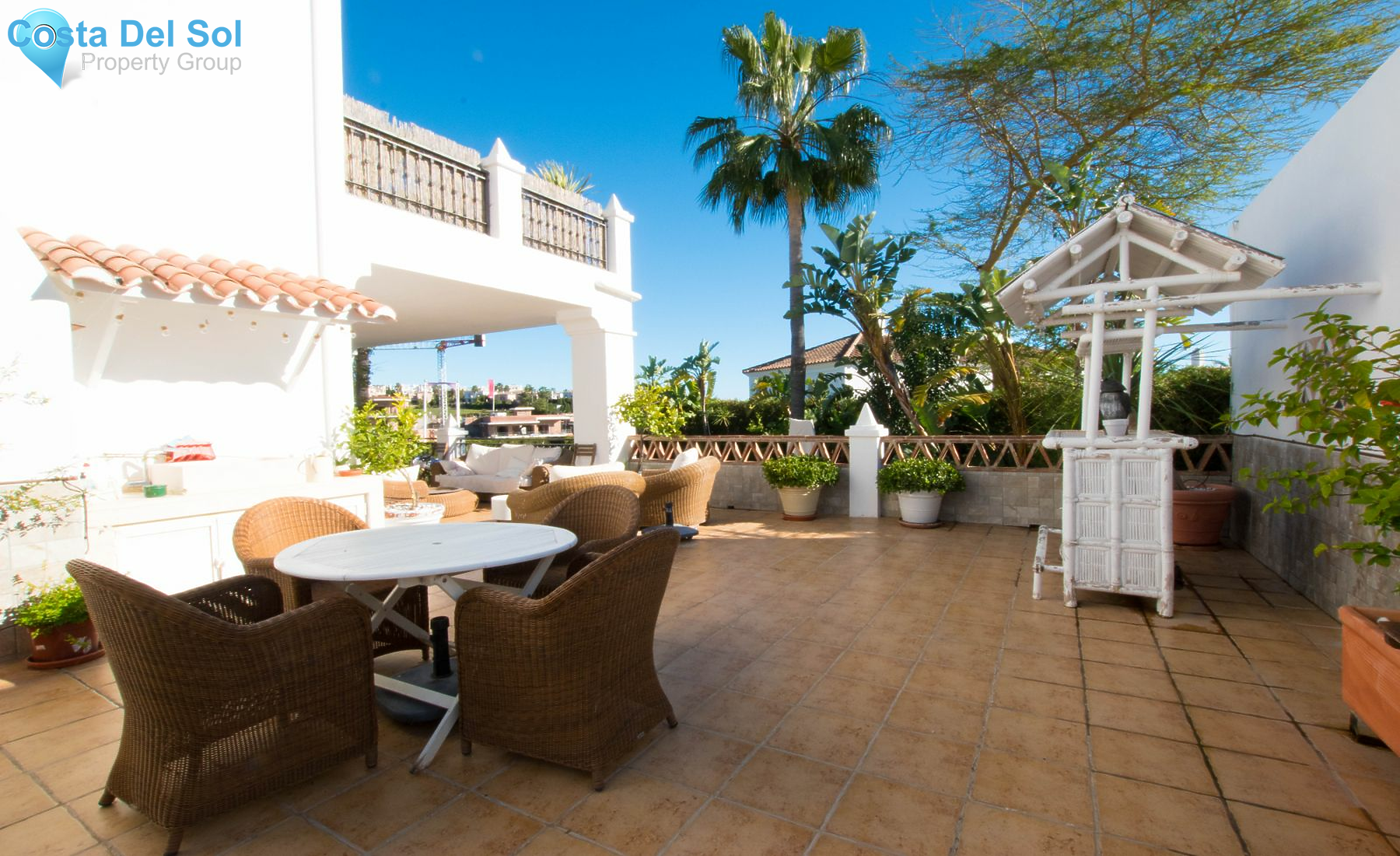 Detached Villa in New Golden Mile-1189684