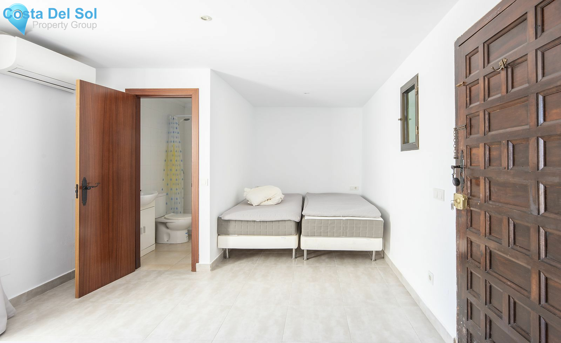 Detached Villa in New Golden Mile-1420239