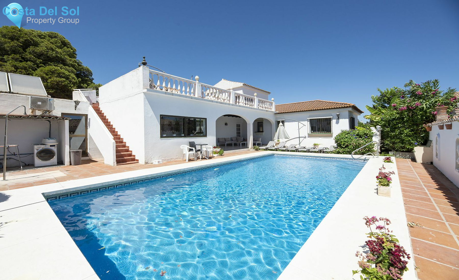 Detached Villa in New Golden Mile-1420229