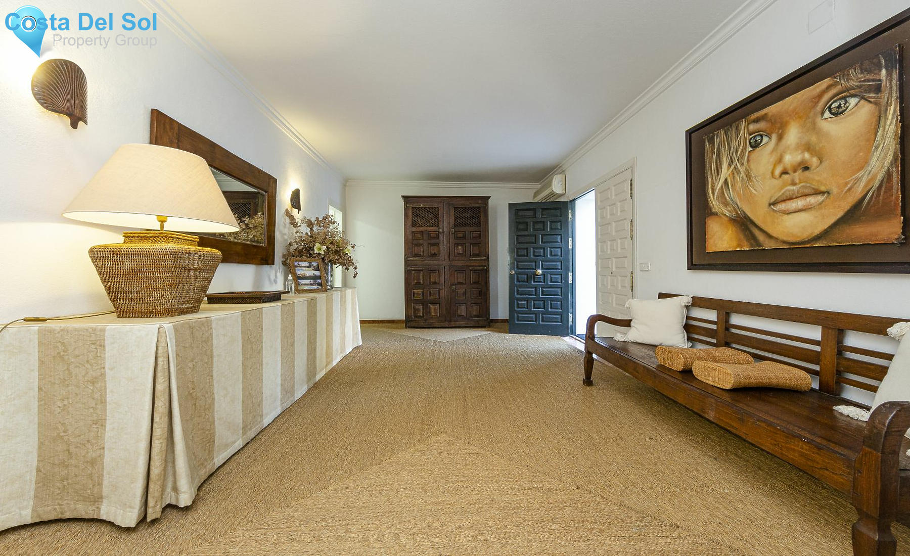 Detached Villa in New Golden Mile-1472513