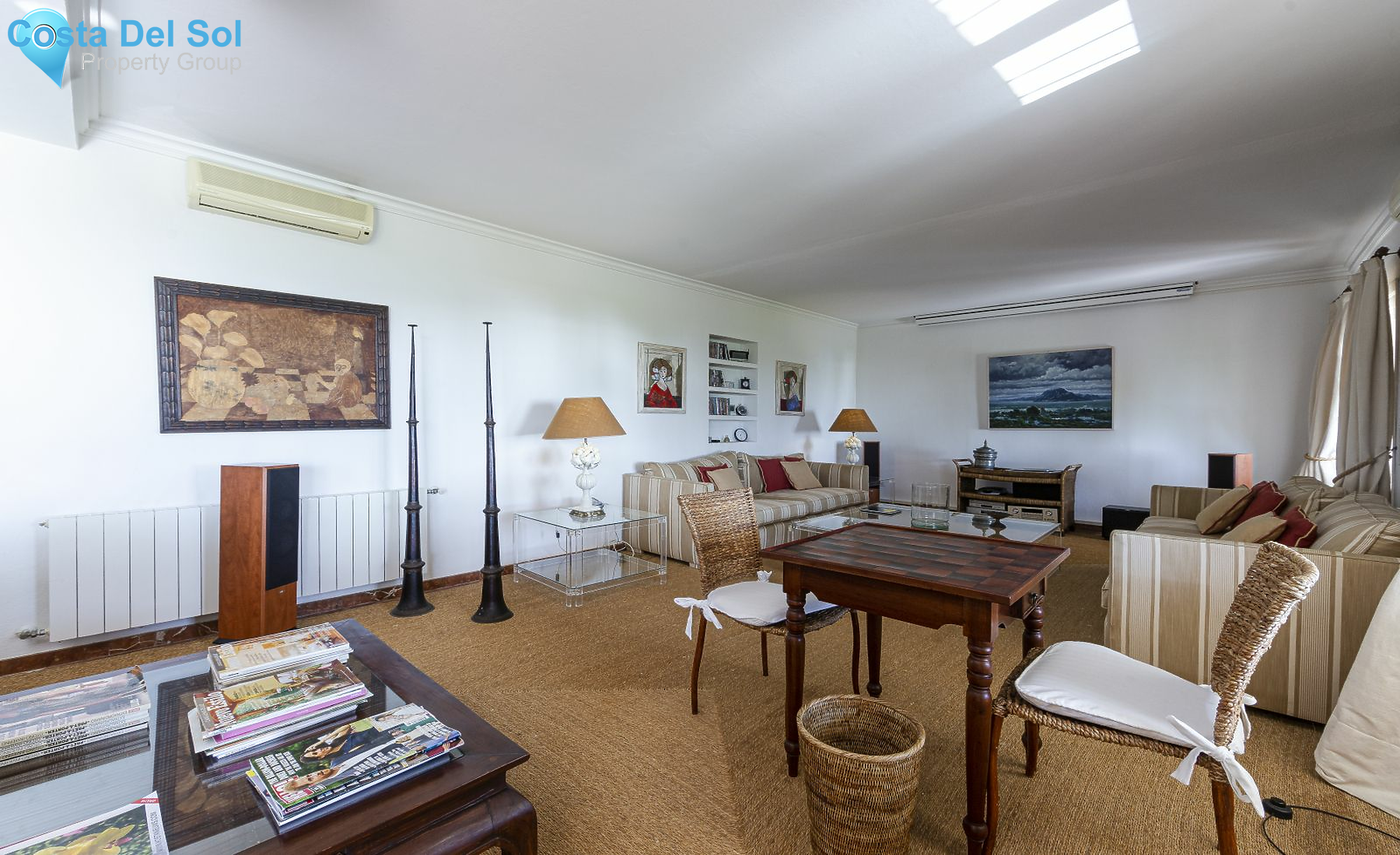 Detached Villa in New Golden Mile-1472517