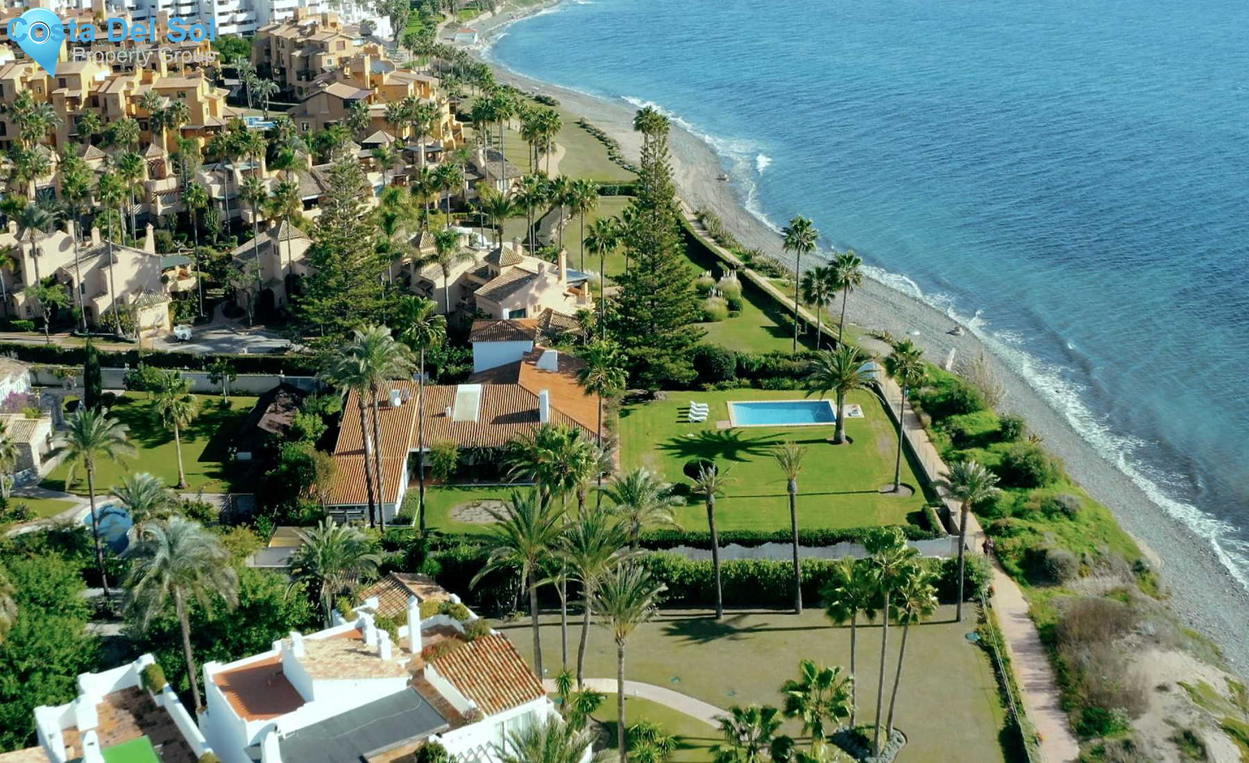 Detached Villa in New Golden Mile-1472508