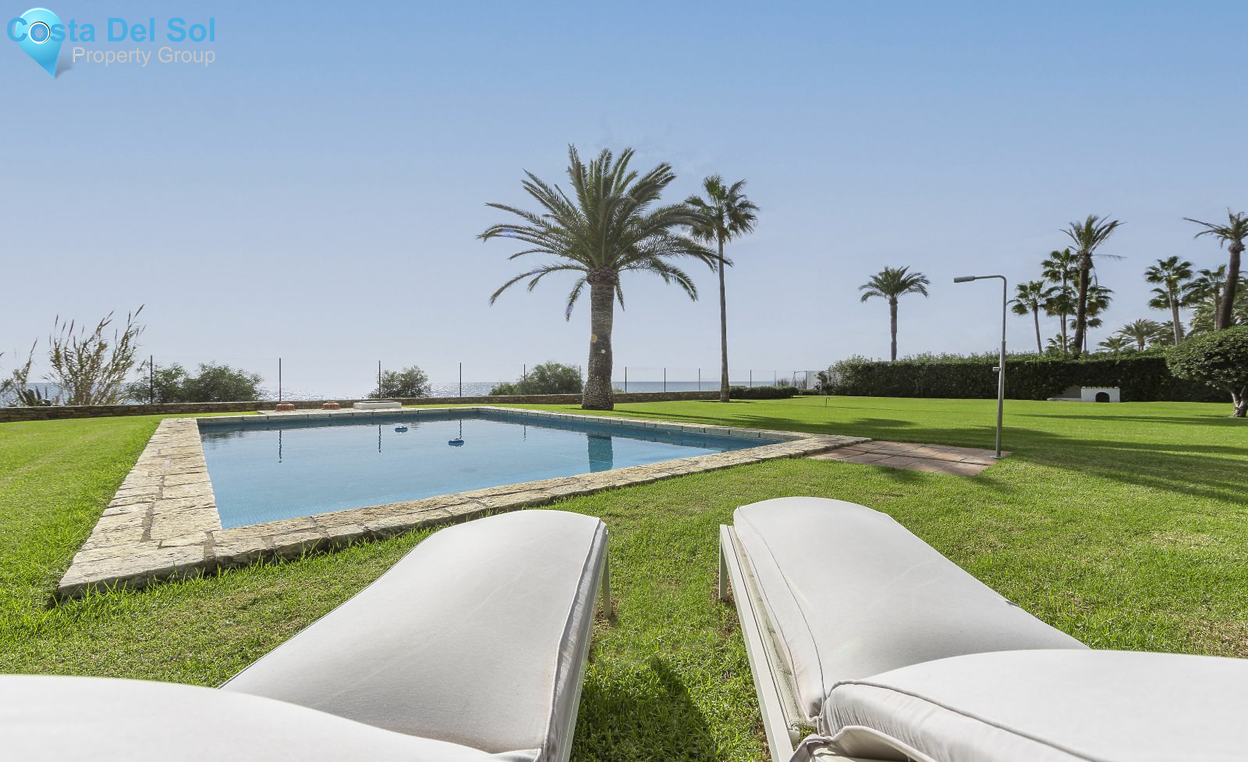 Detached Villa in New Golden Mile-1472510