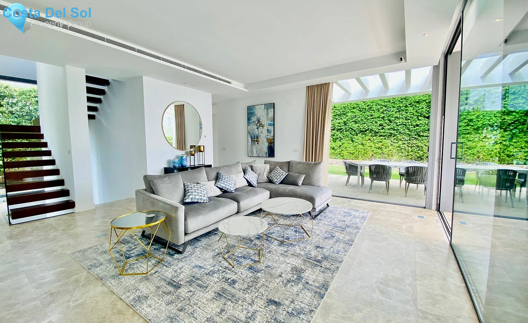 Detached Villa in New Golden Mile-1485951