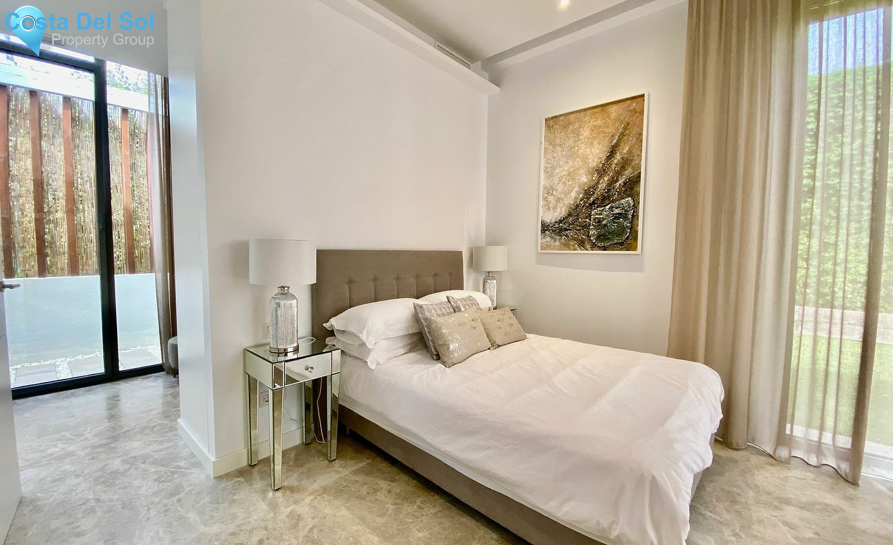 Detached Villa in New Golden Mile-1485961