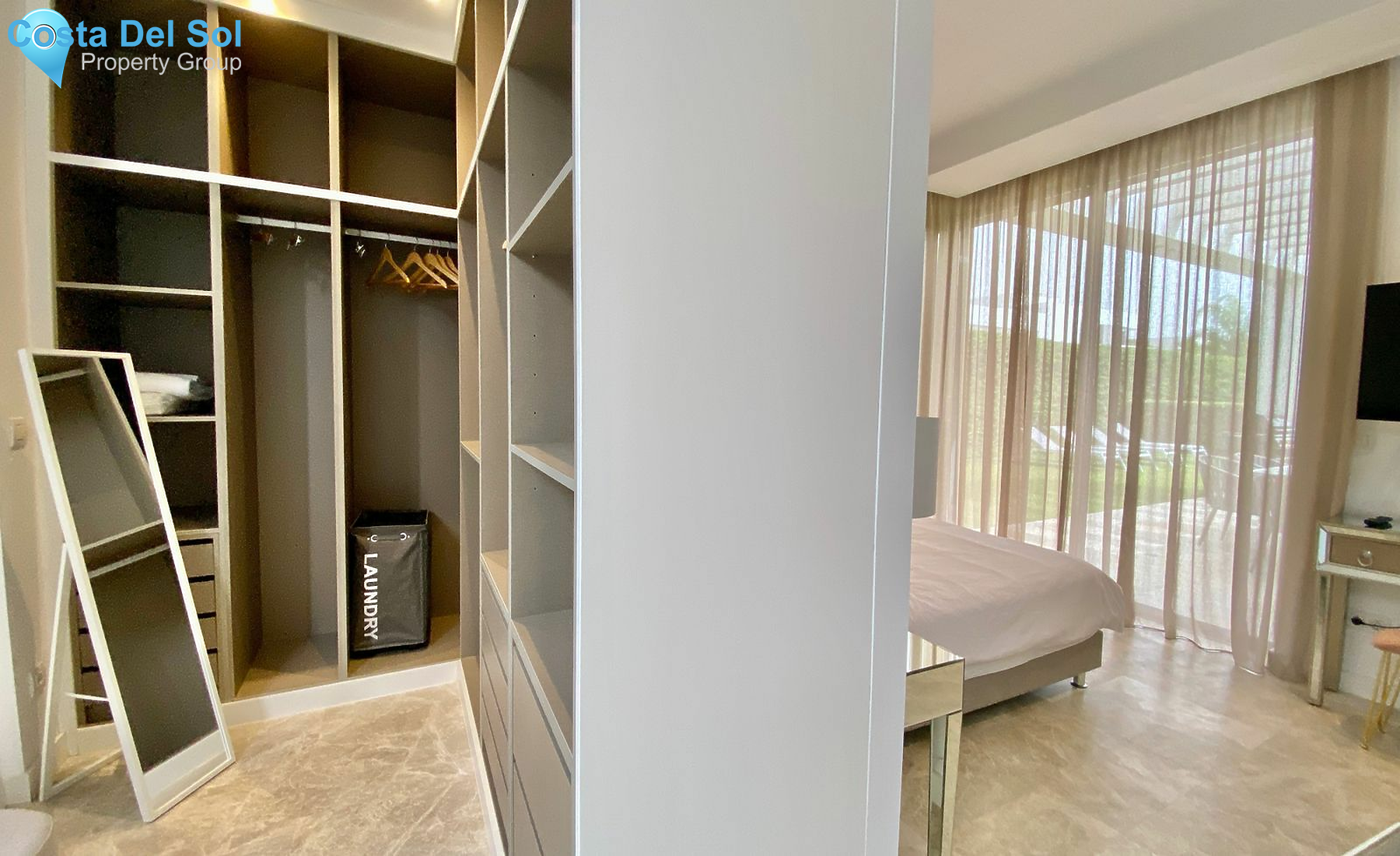 Detached Villa in New Golden Mile-1485958