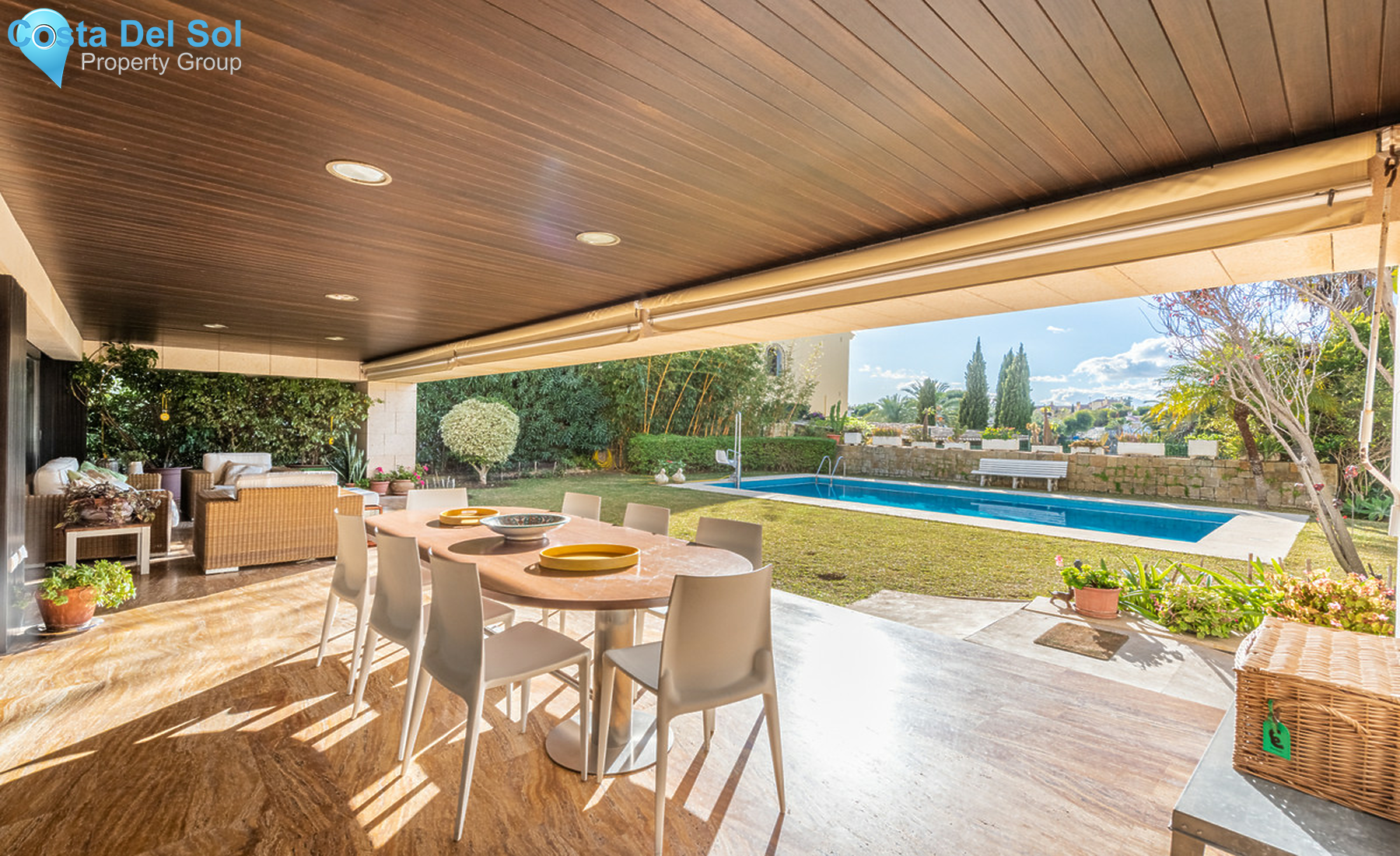 Detached Villa in Nueva Andalucía-690468