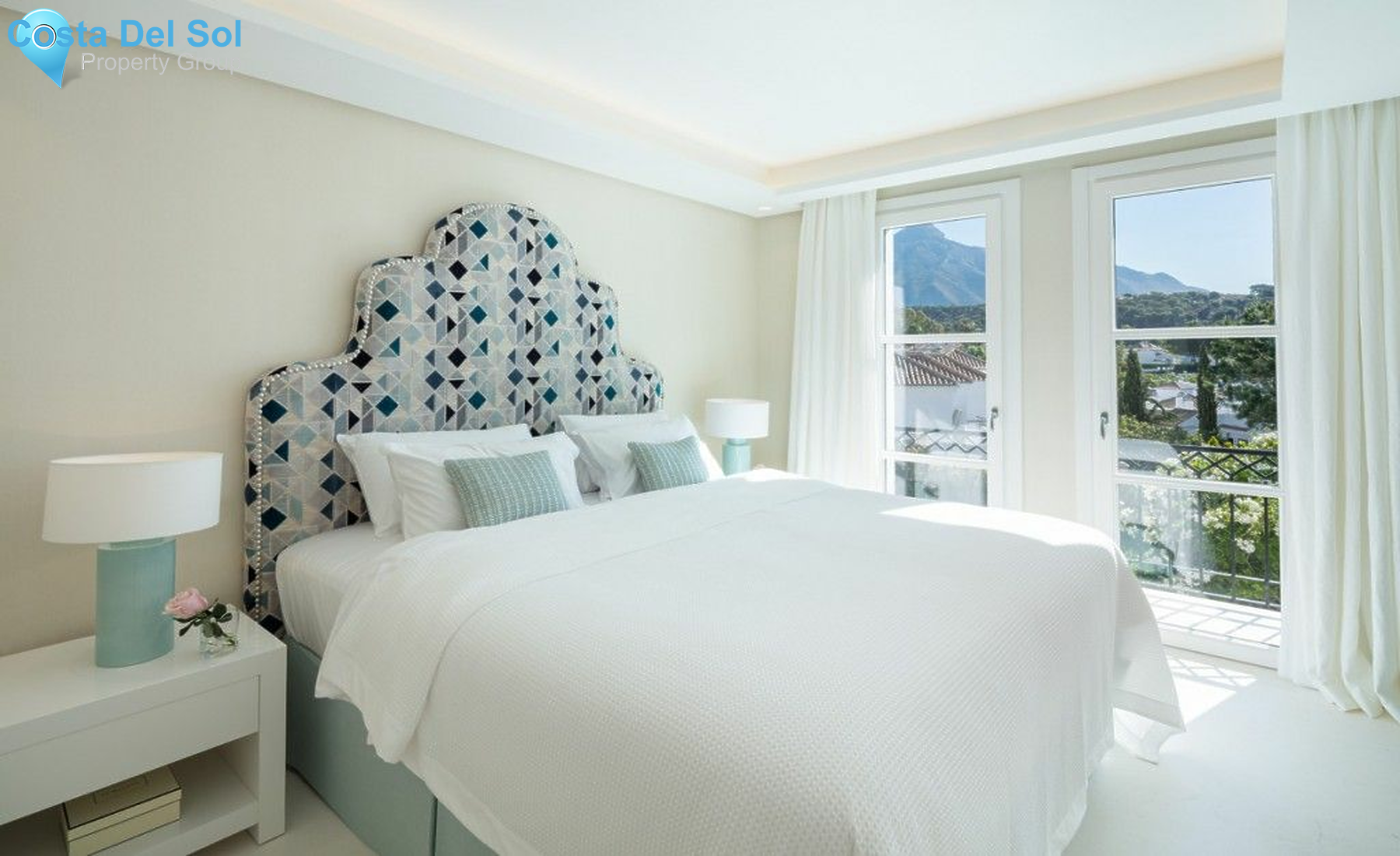 Detached Villa in Nueva Andalucía-1130822