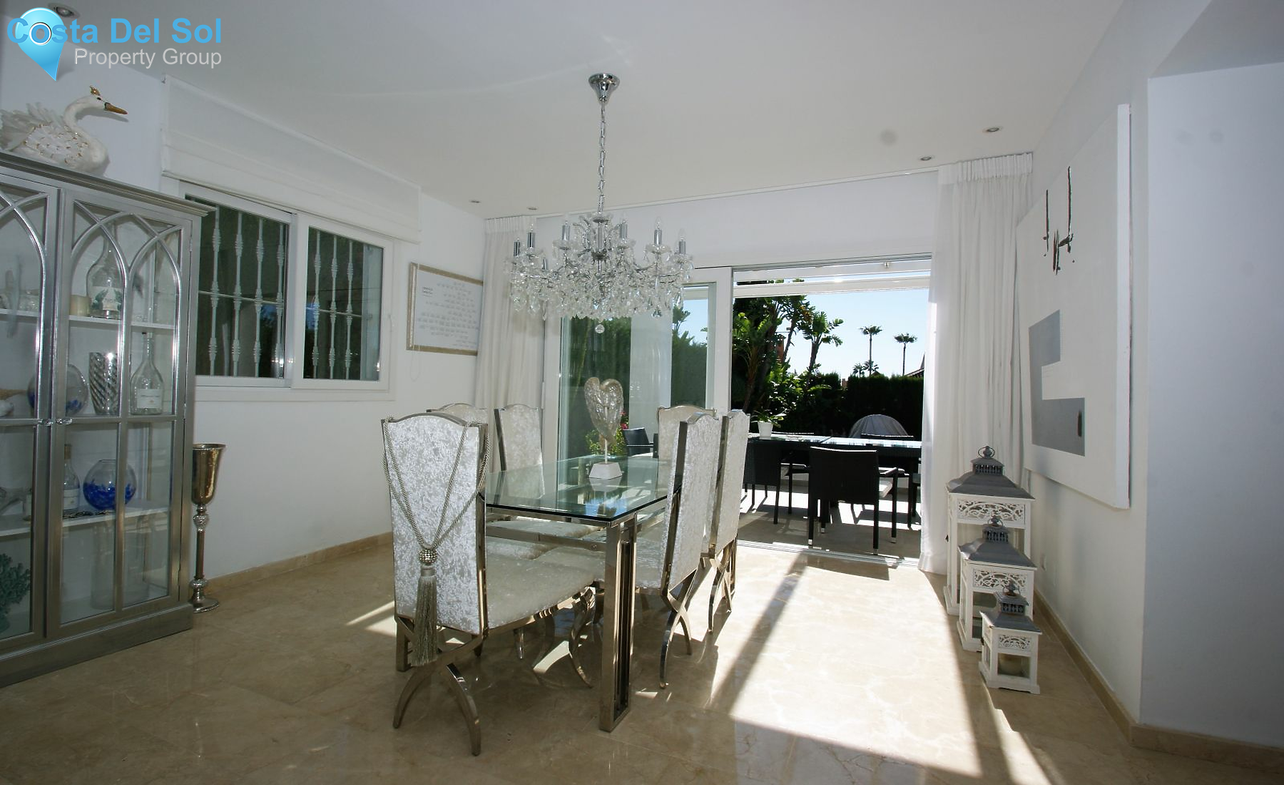 Detached Villa in Nueva Andalucía-1148121