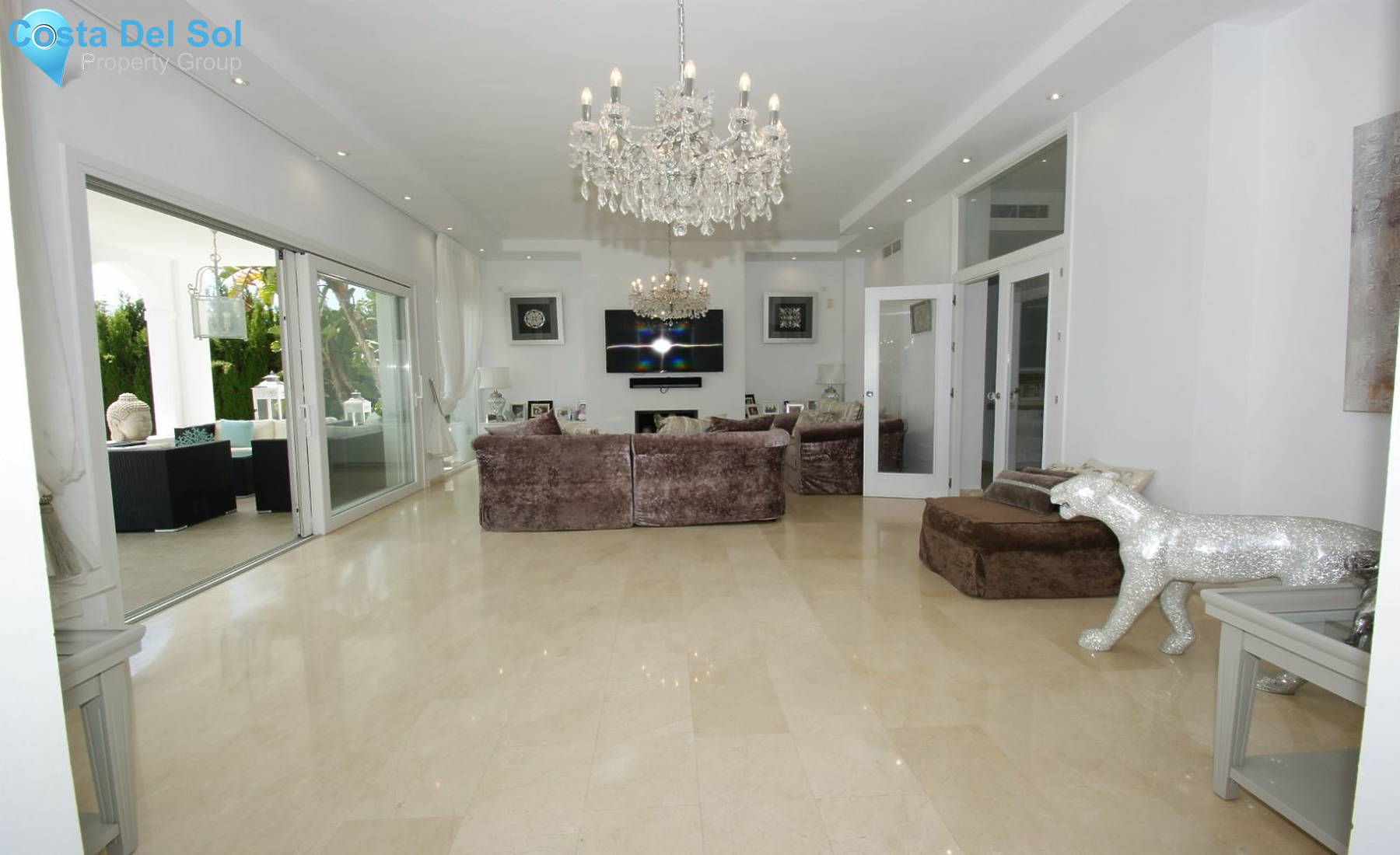 Detached Villa in Nueva Andalucía-1148118