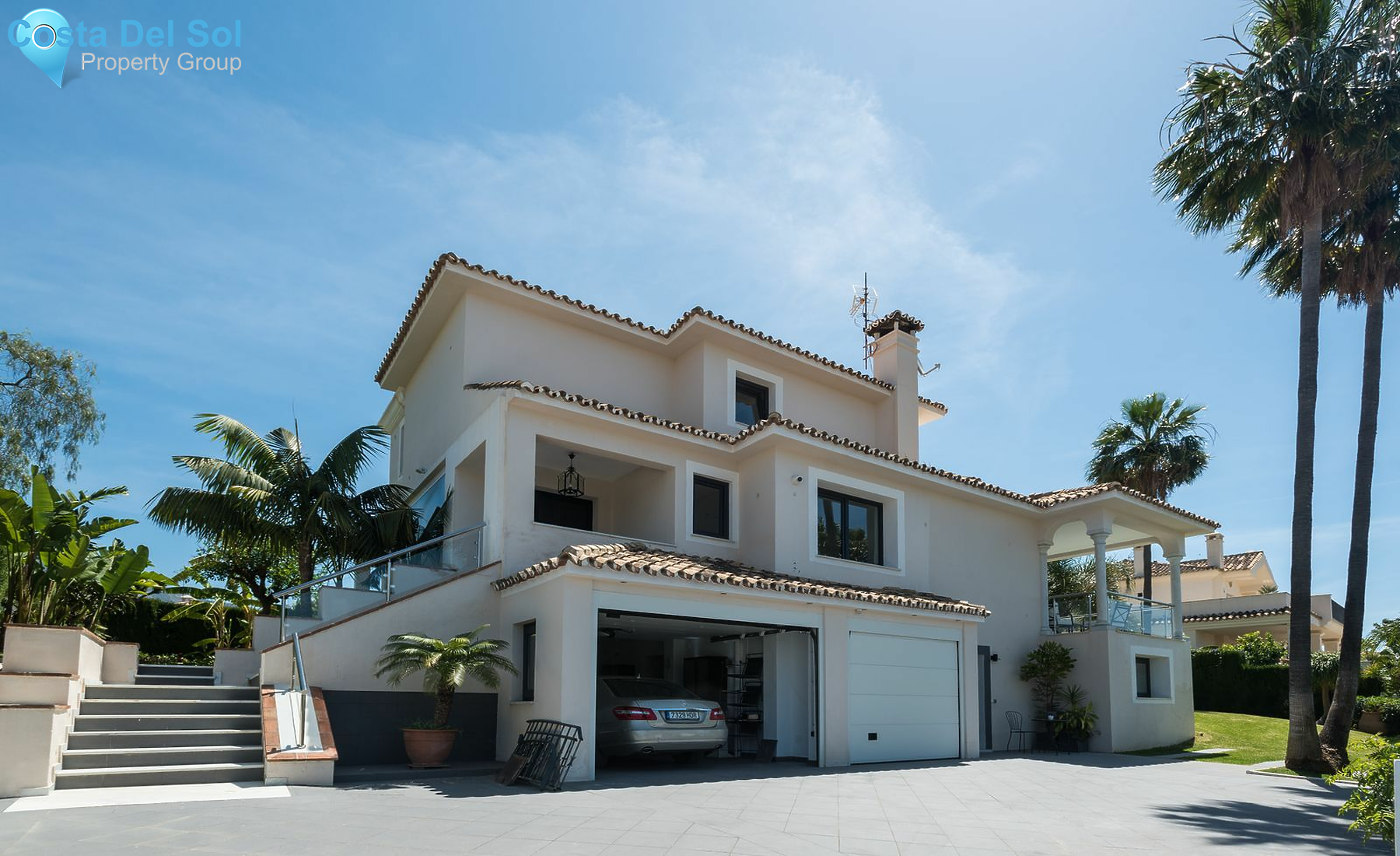 Detached Villa in Nueva Andalucía