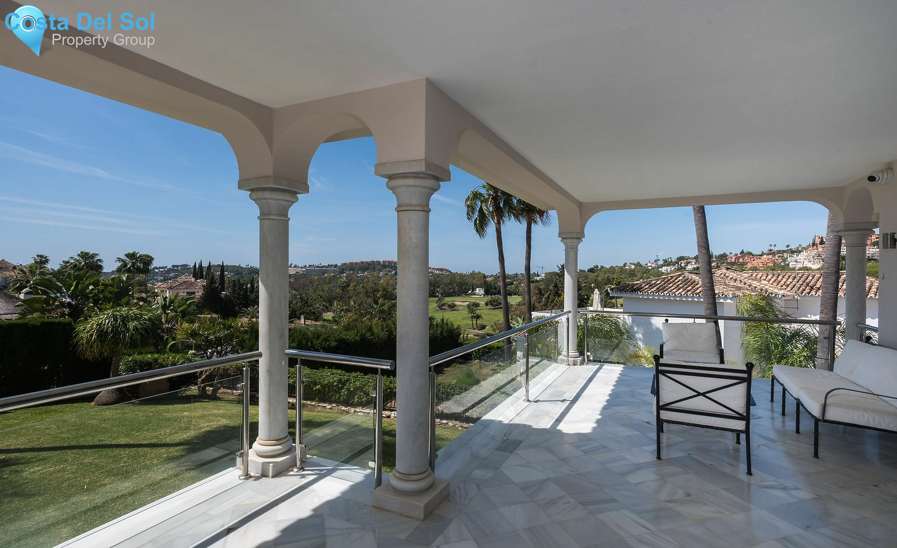 Detached Villa in Nueva Andalucía-1152552