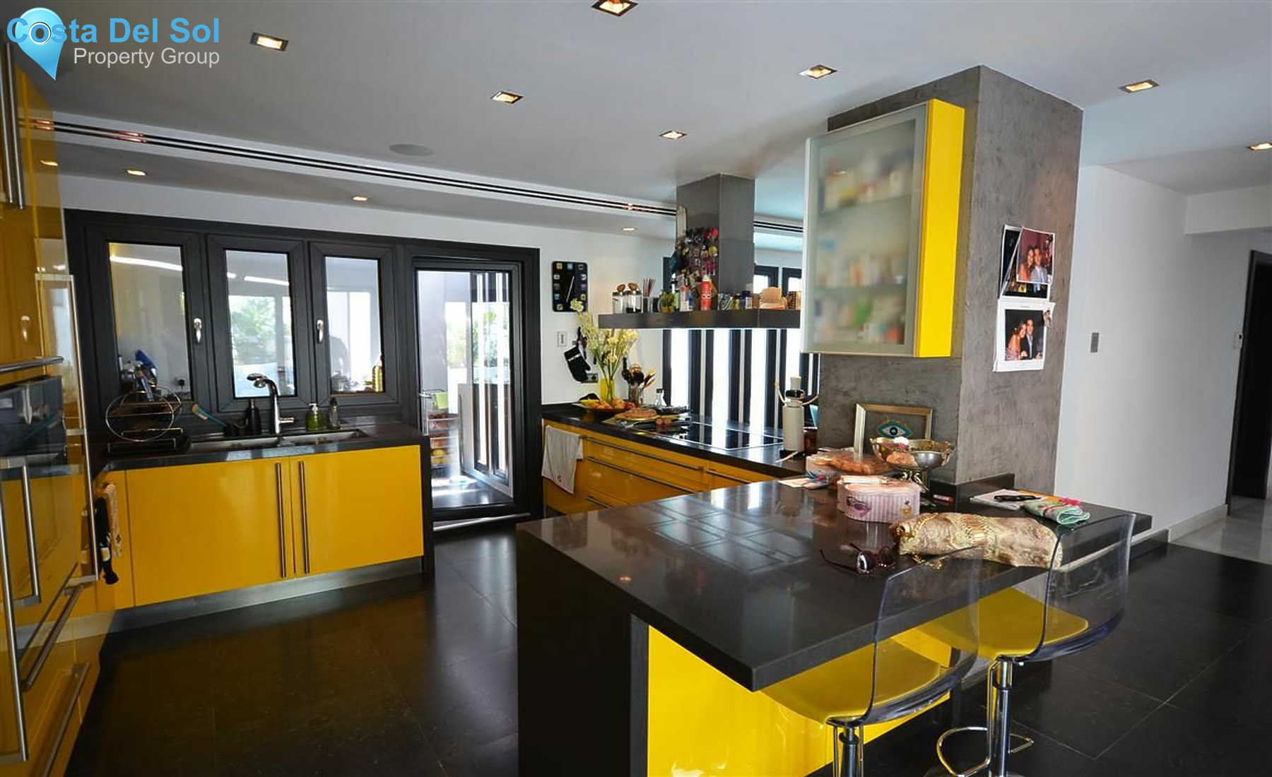 Detached Villa in Nueva Andalucía-1162544