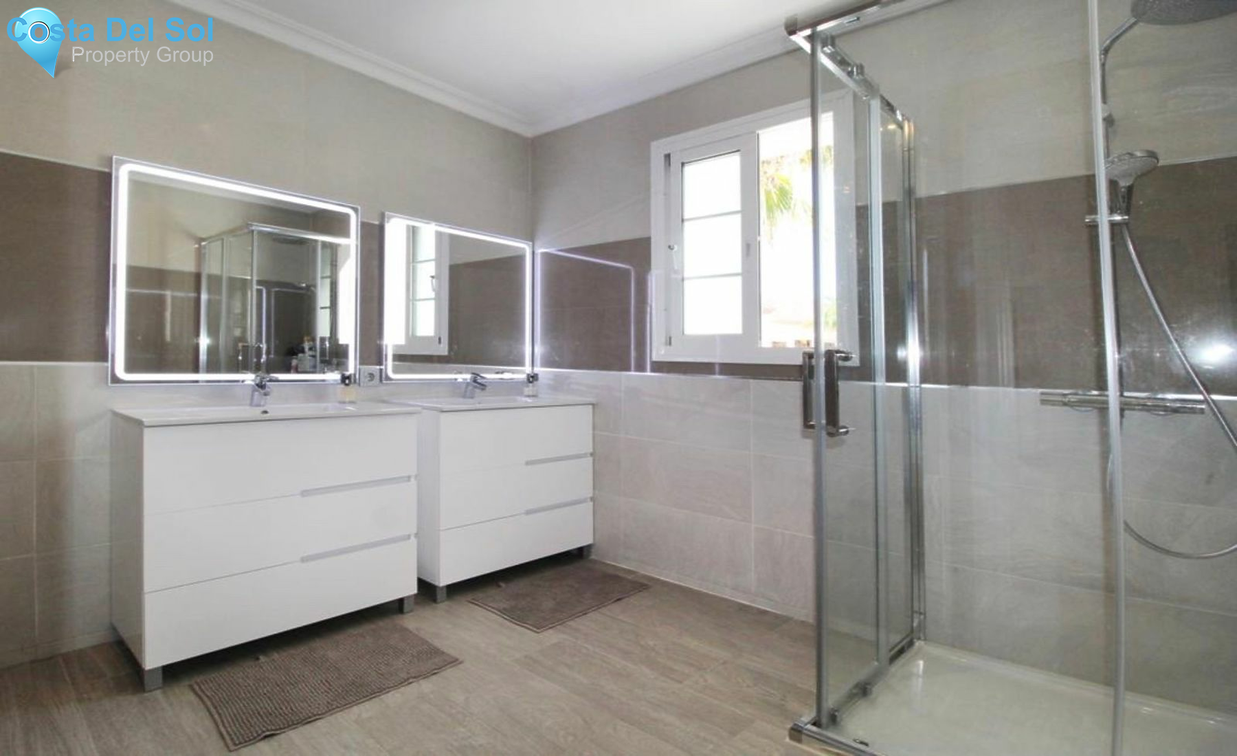 Detached Villa in Nueva Andalucía-1164380