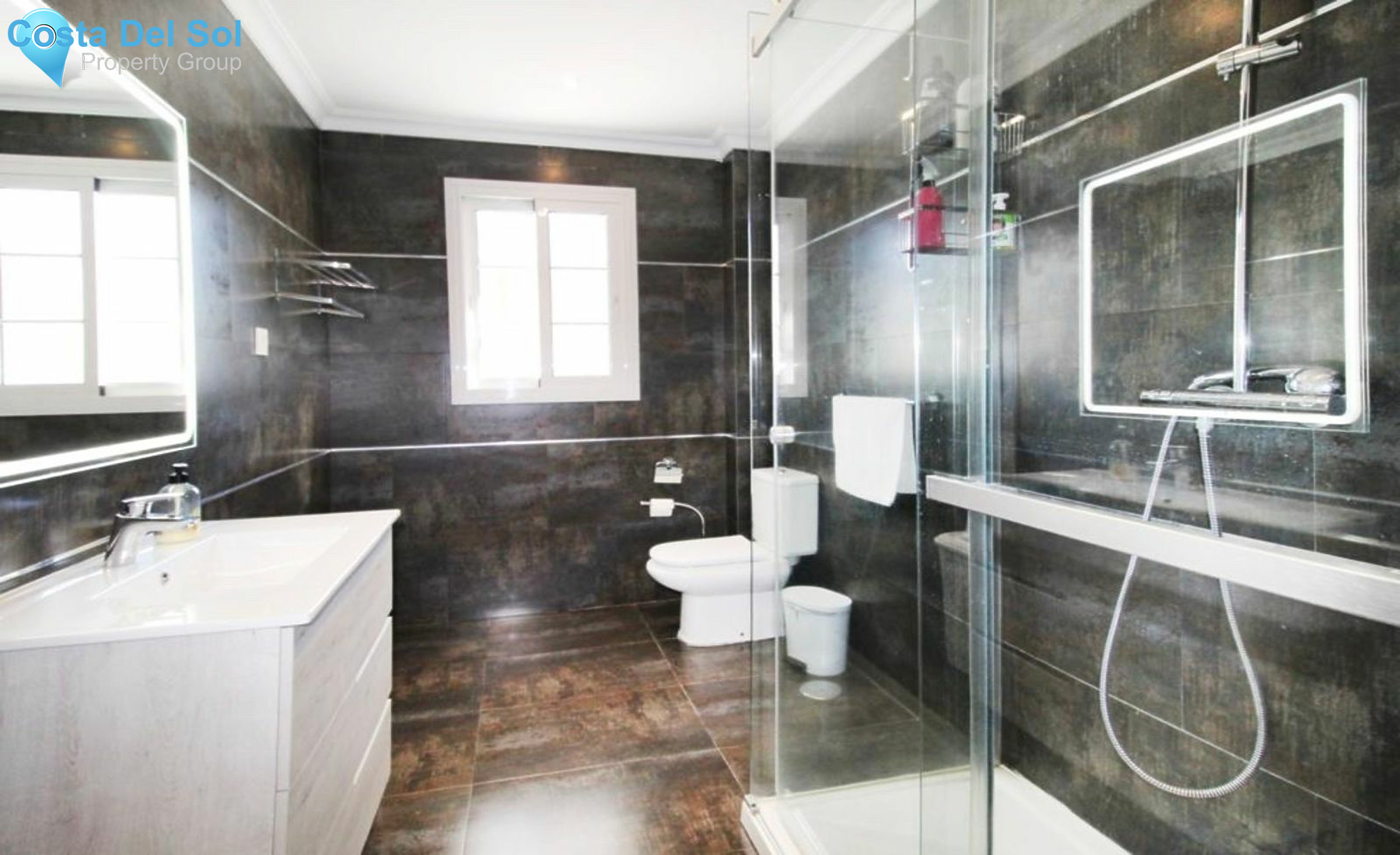 Detached Villa in Nueva Andalucía-1164382