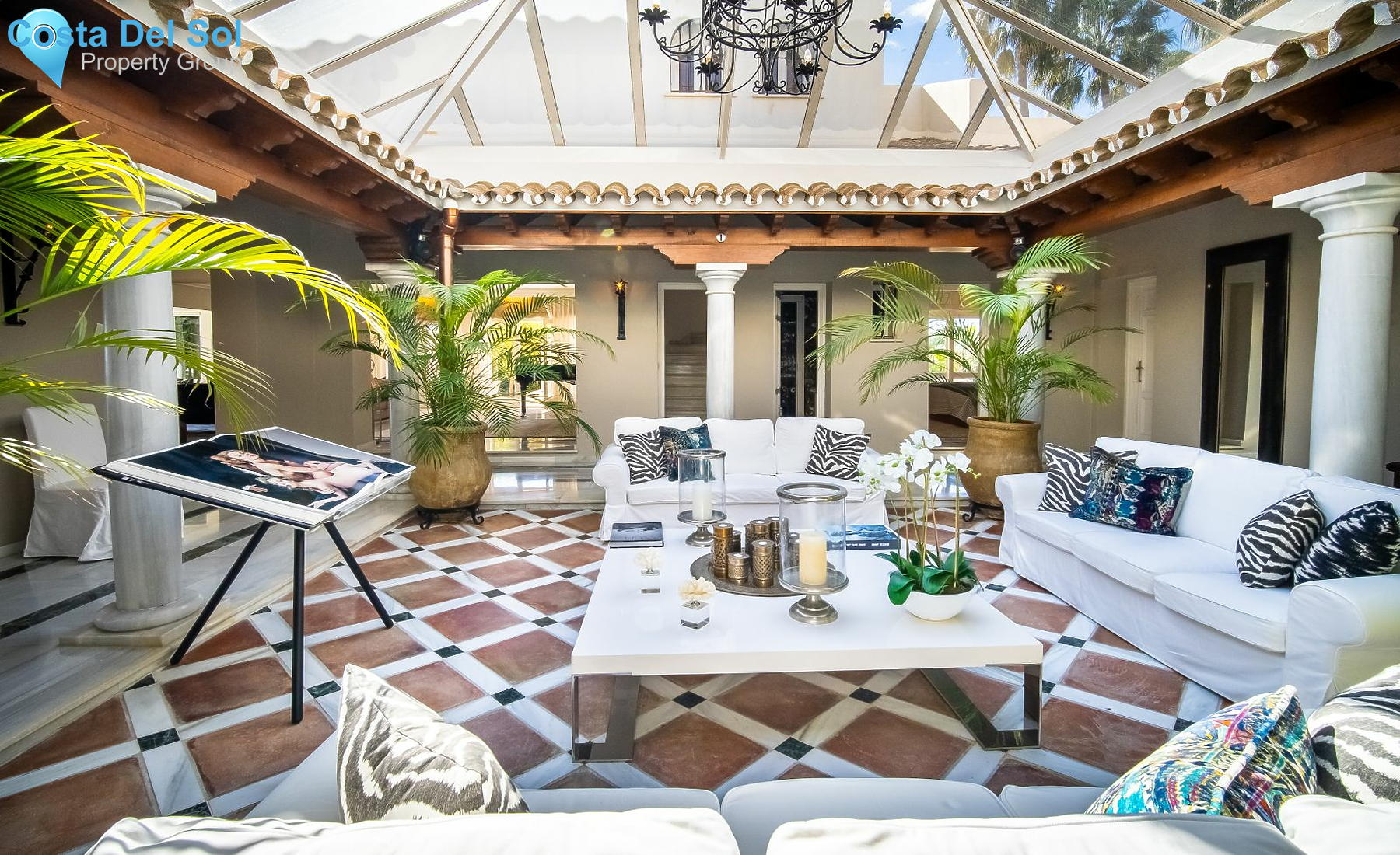 Detached Villa in Nueva Andalucía-1168926
