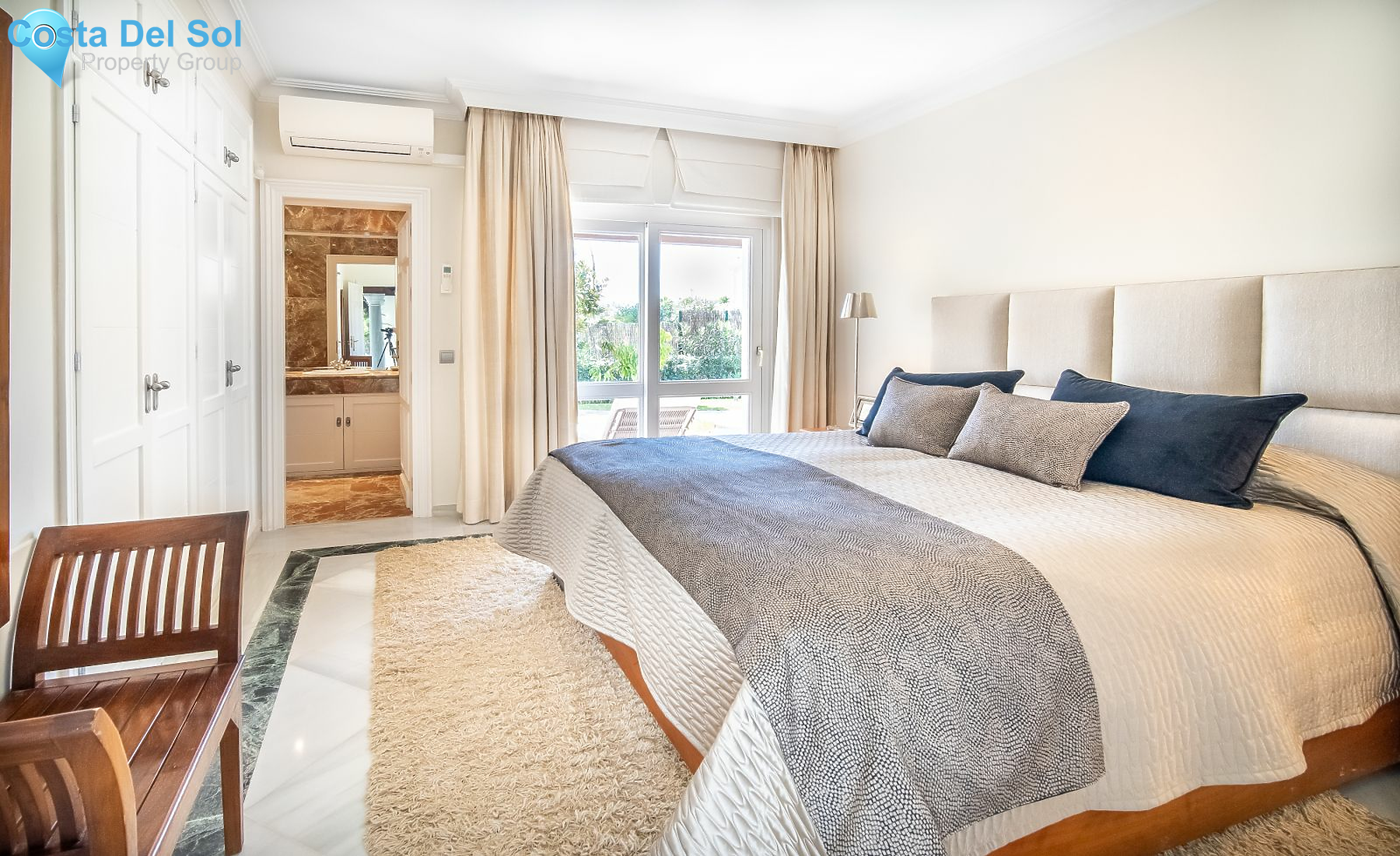 Detached Villa in Nueva Andalucía-1168913