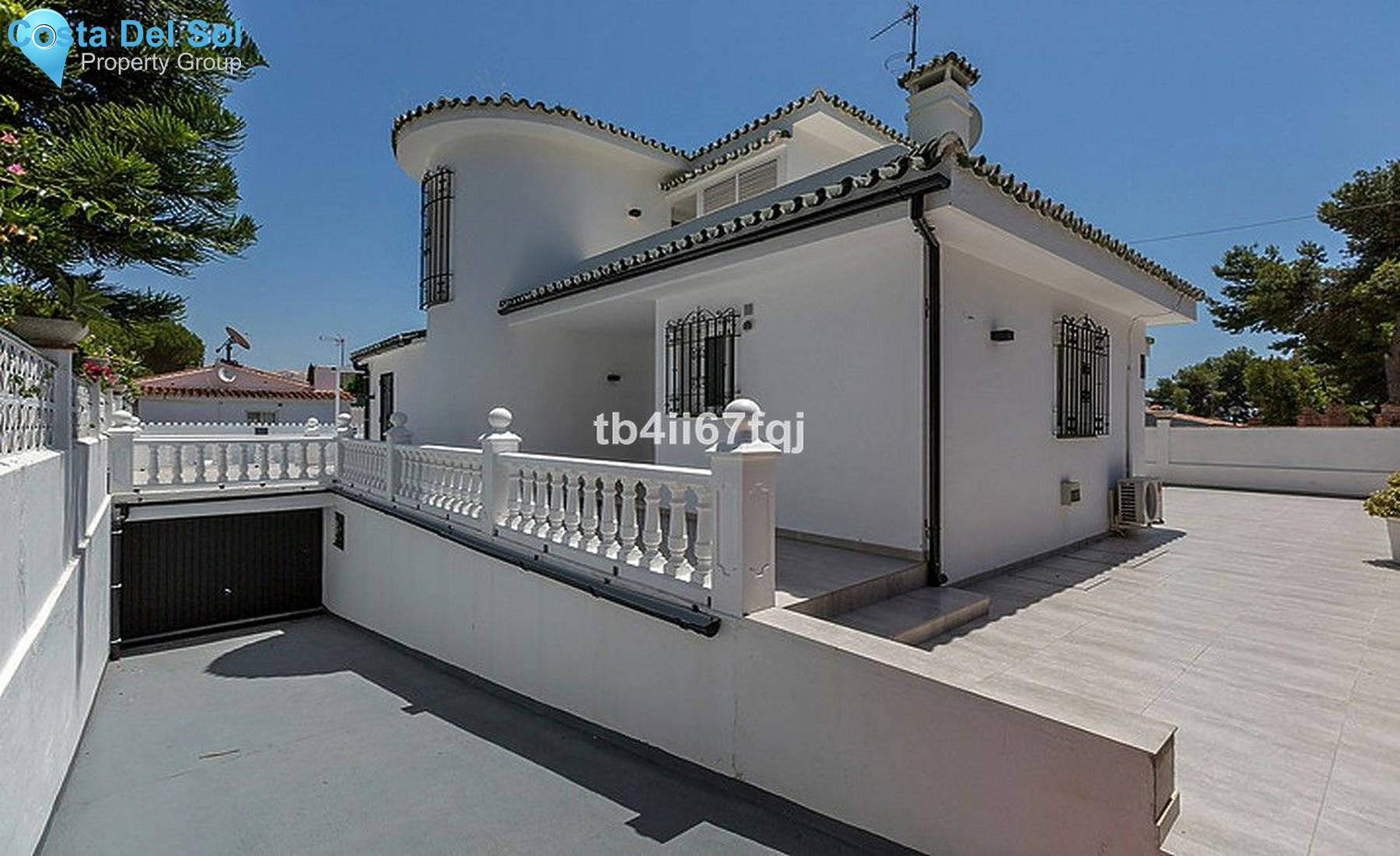 Detached Villa in Nueva Andalucía-1186529