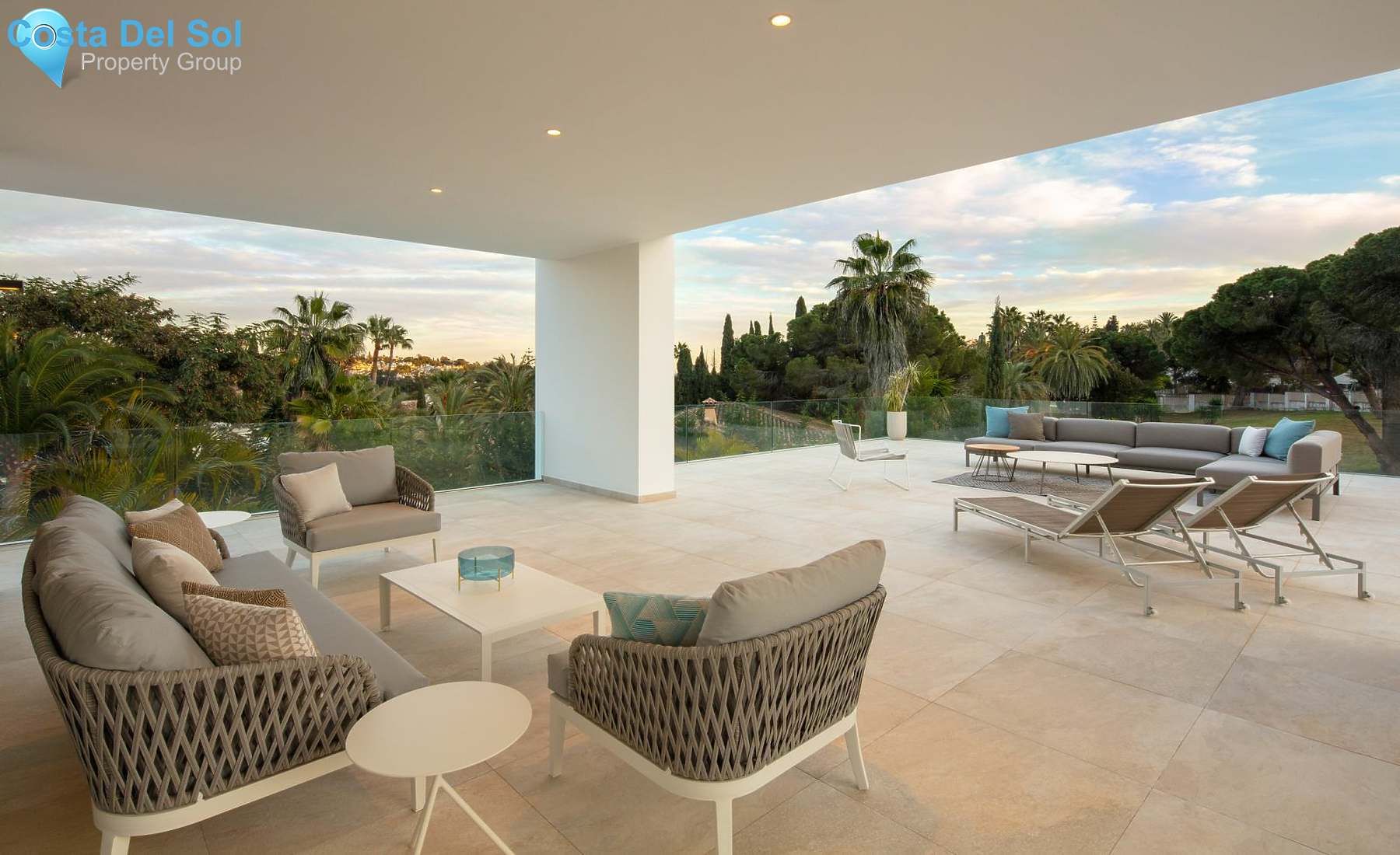Detached Villa in Nueva Andalucía-1188007