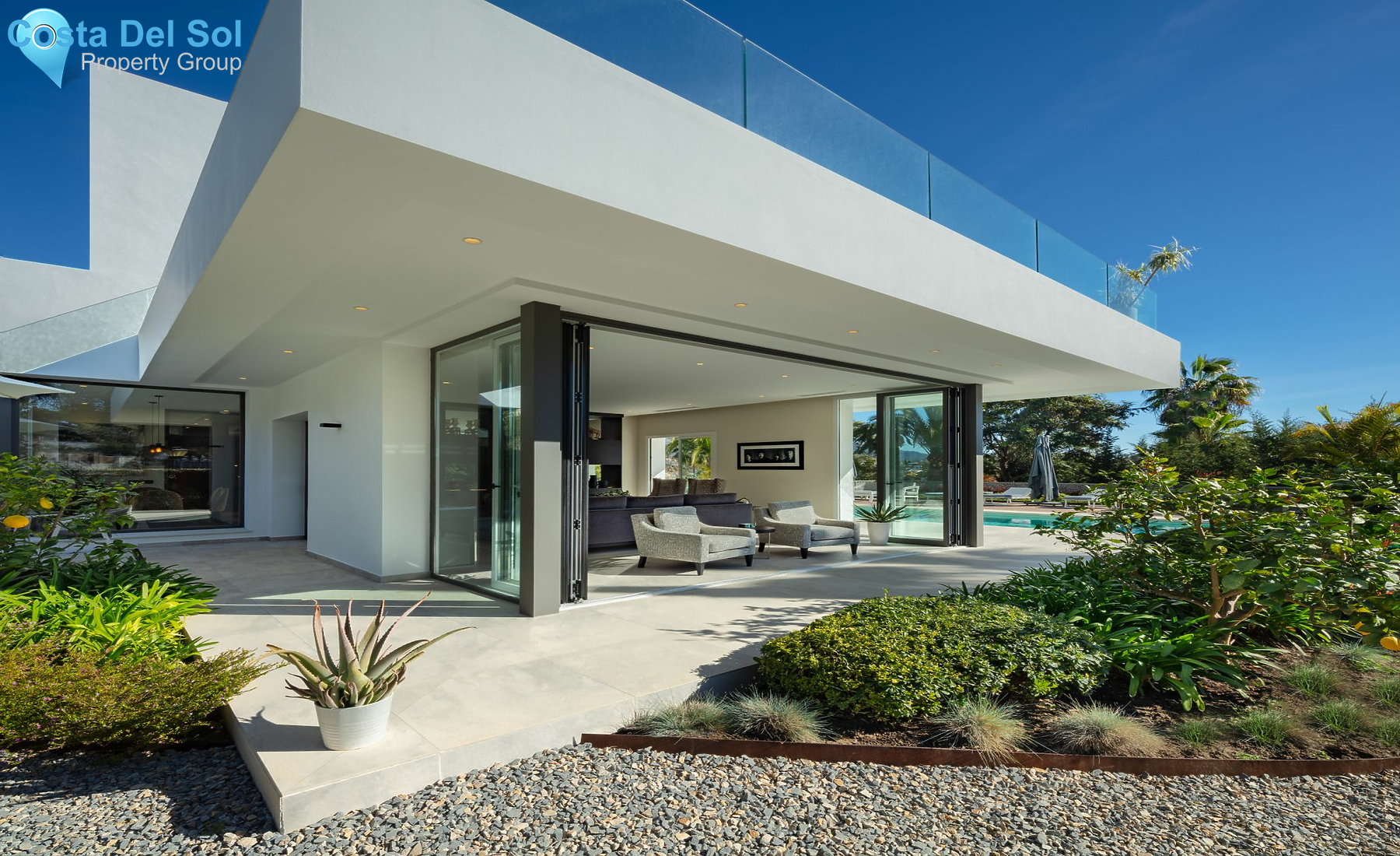Detached Villa in Nueva Andalucía-1188013
