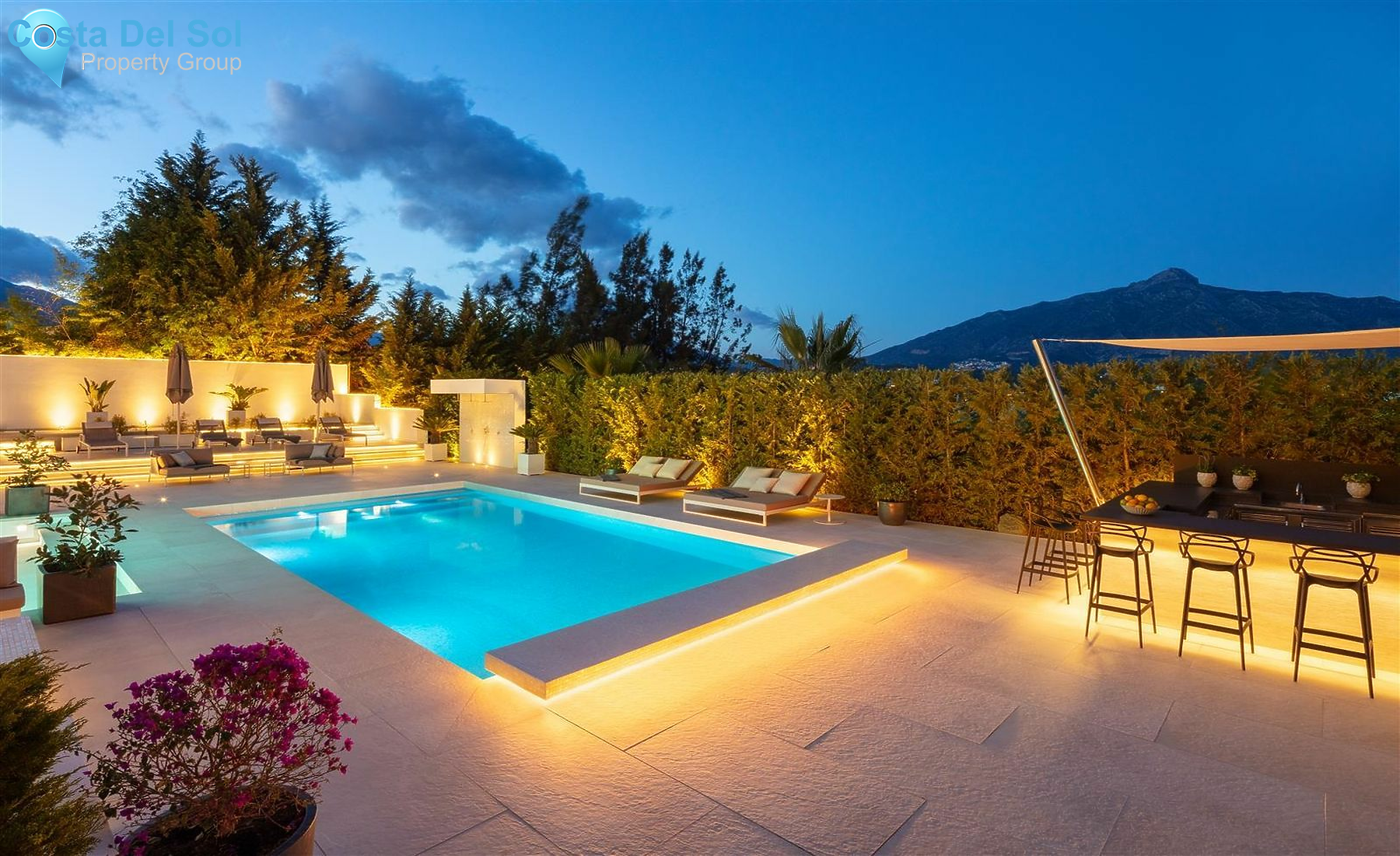Detached Villa in Nueva Andalucía-1190806