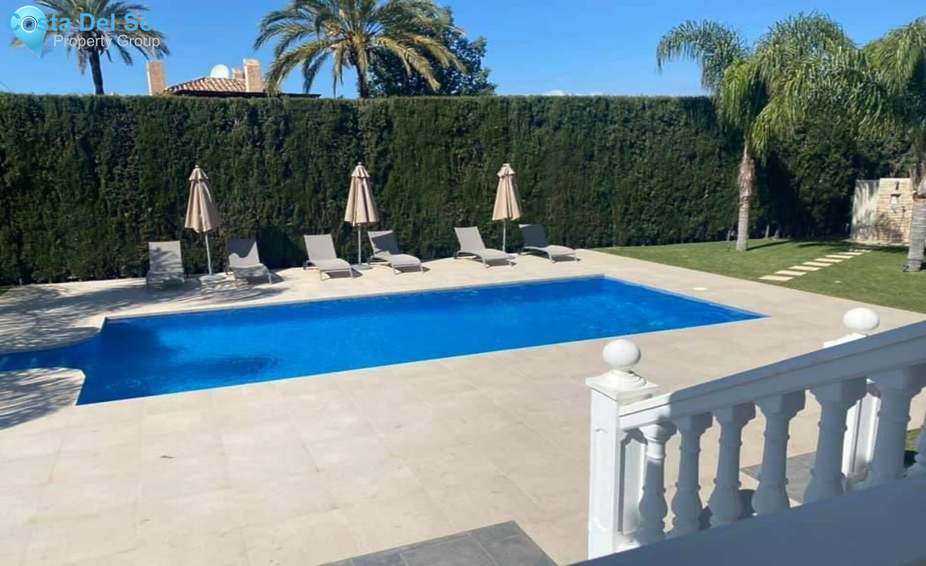 Detached Villa in Nueva Andalucía-1192315