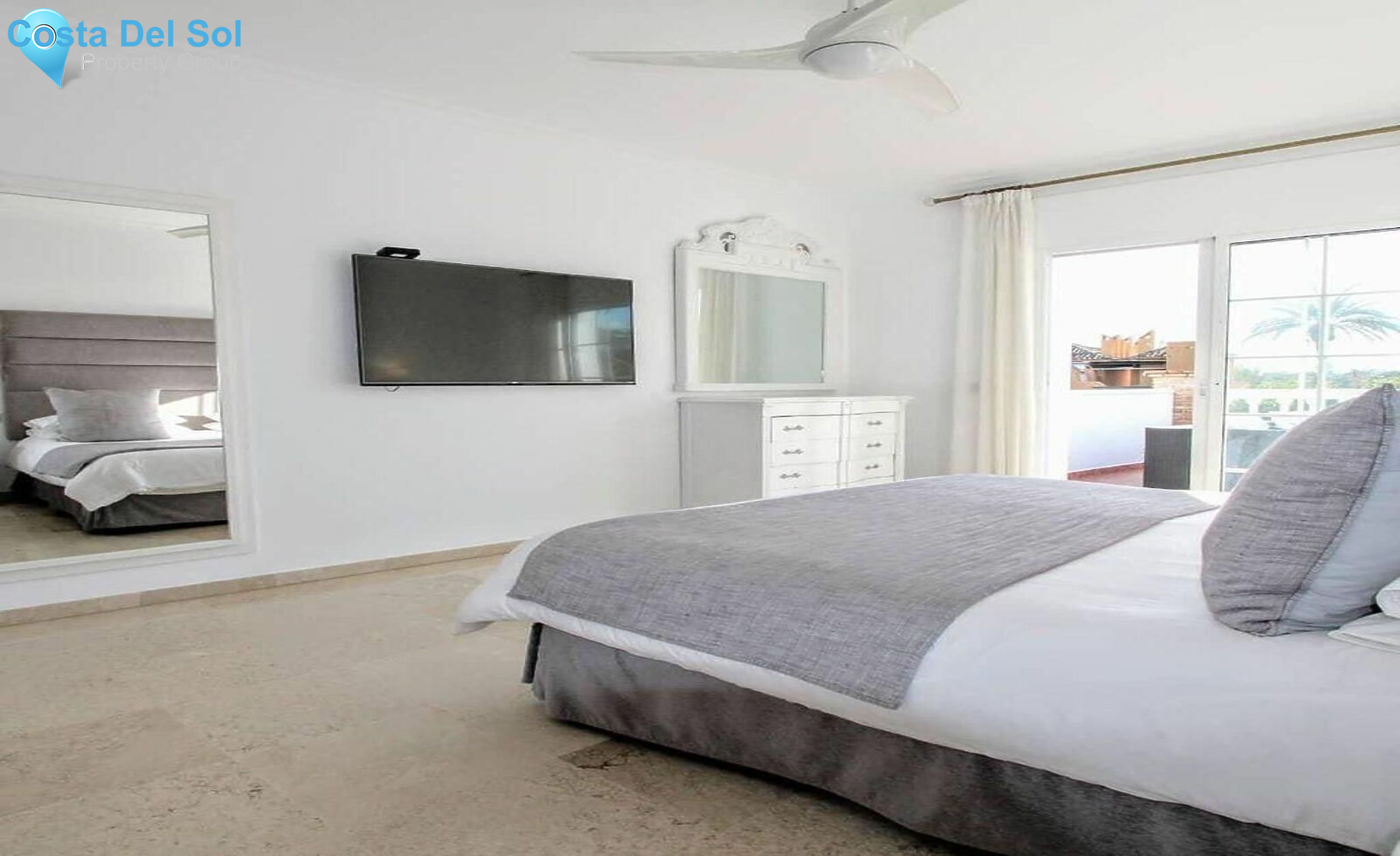 Detached Villa in Nueva Andalucía-1192328