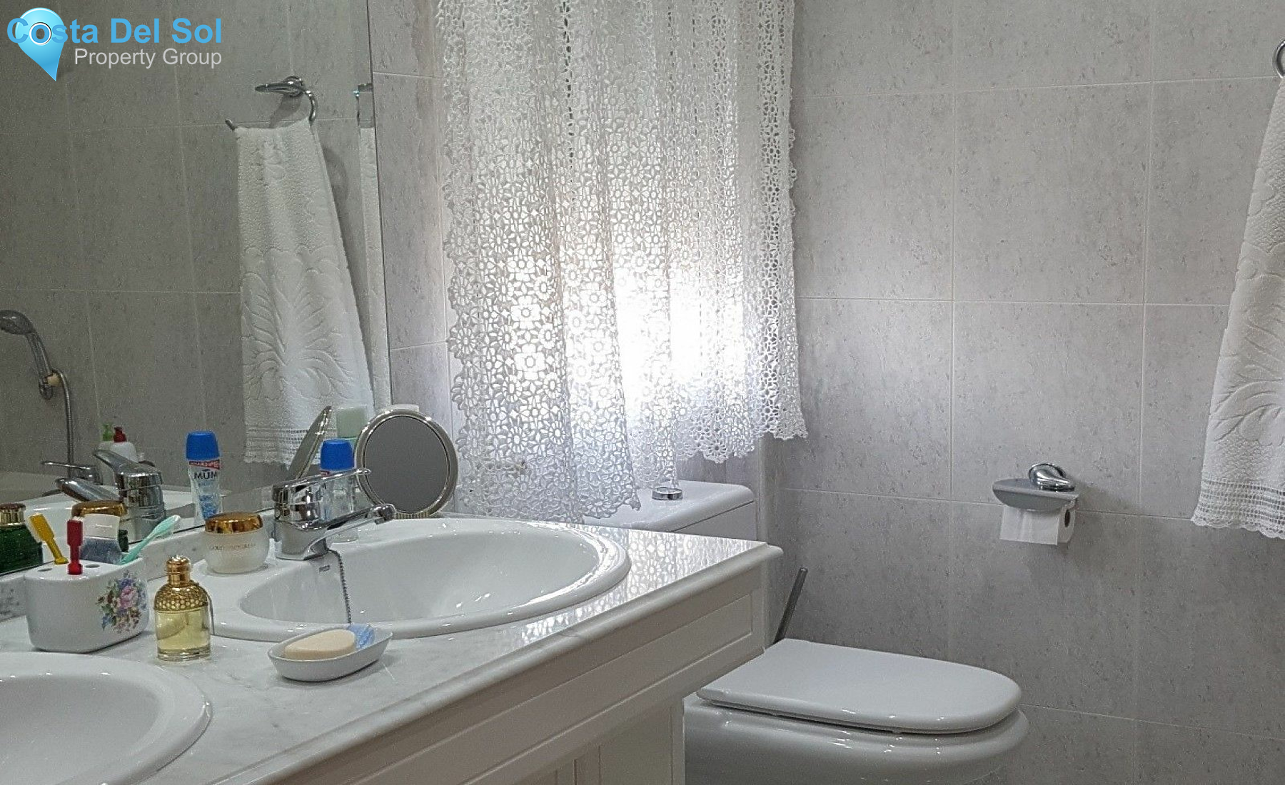 Detached Villa in Nueva Andalucía-1192361