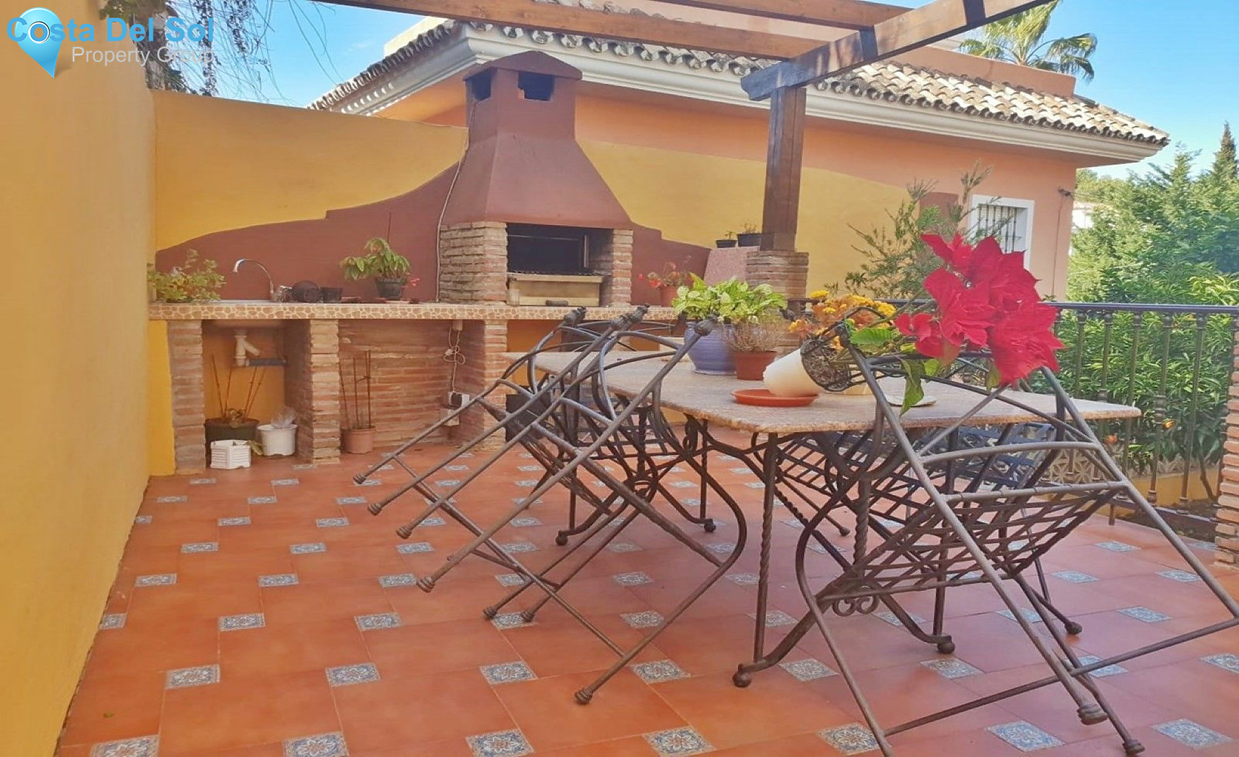 Detached Villa in Nueva Andalucía-1192350