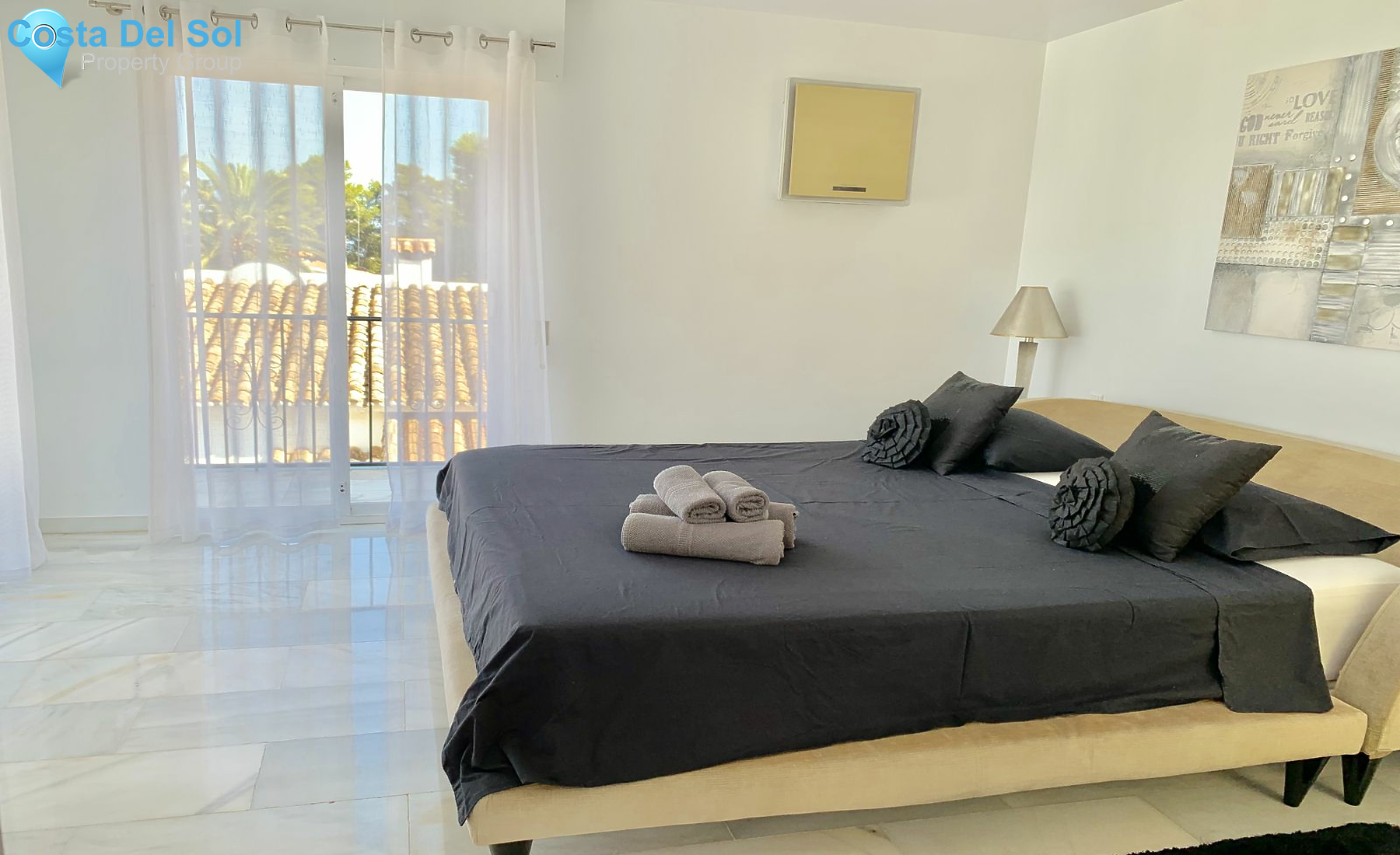 Detached Villa in Nueva Andalucía-1193496
