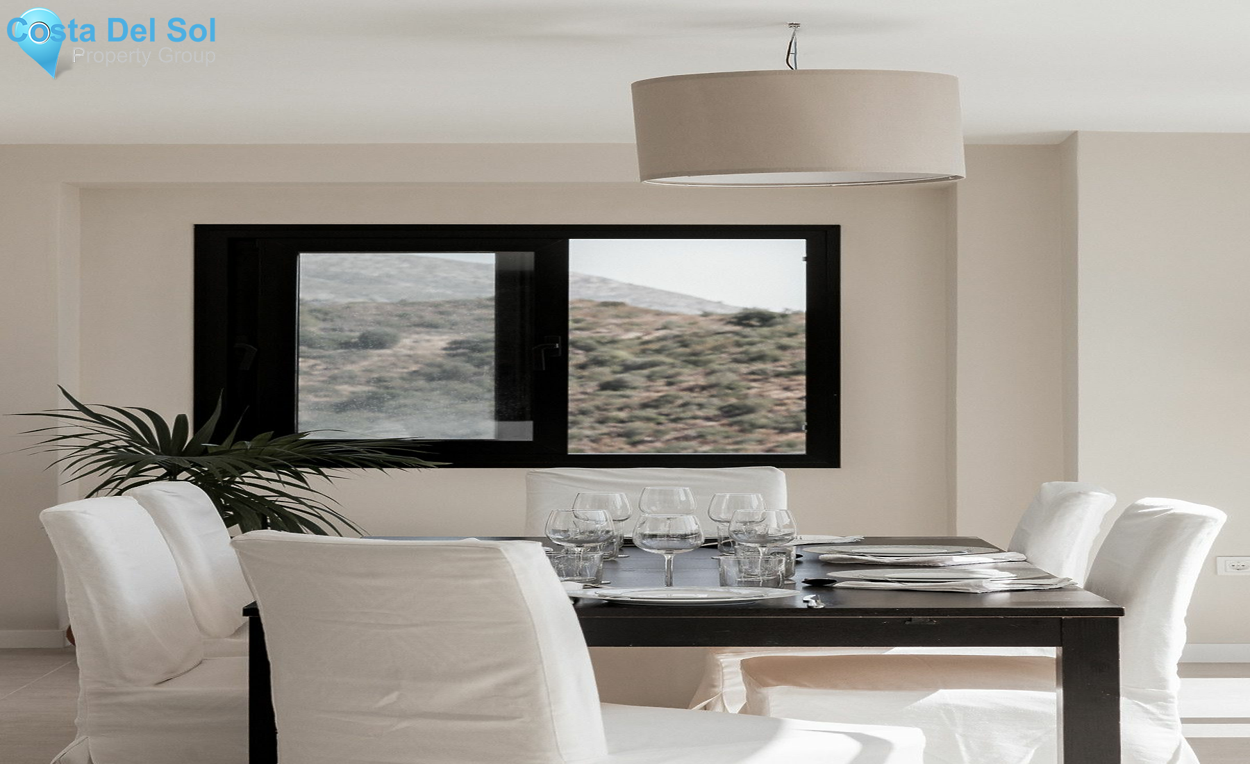 Detached Villa in Nueva Andalucía-1201966